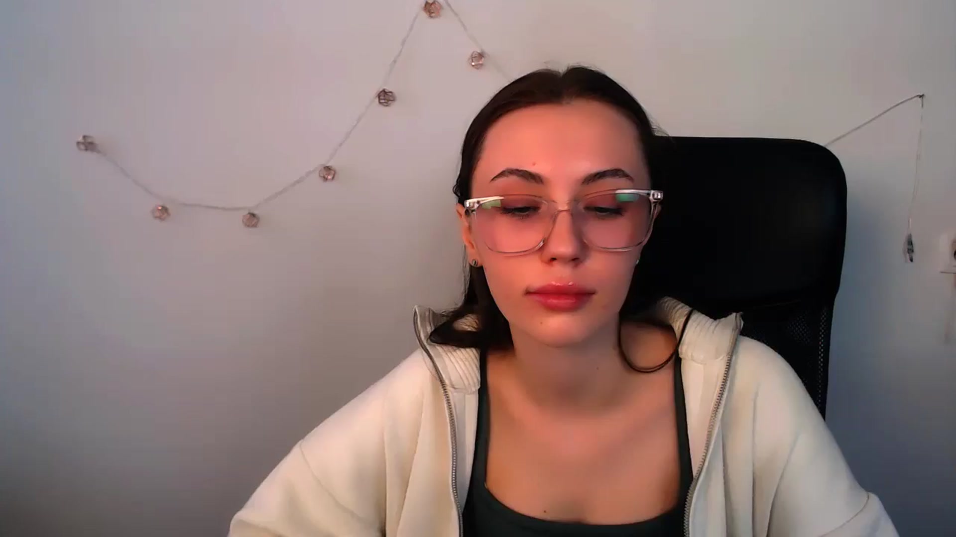 Gallery image thumbnail from LilSpicy's myfreecams stream on, 04/13/2026, 11:53 image 20 of 20