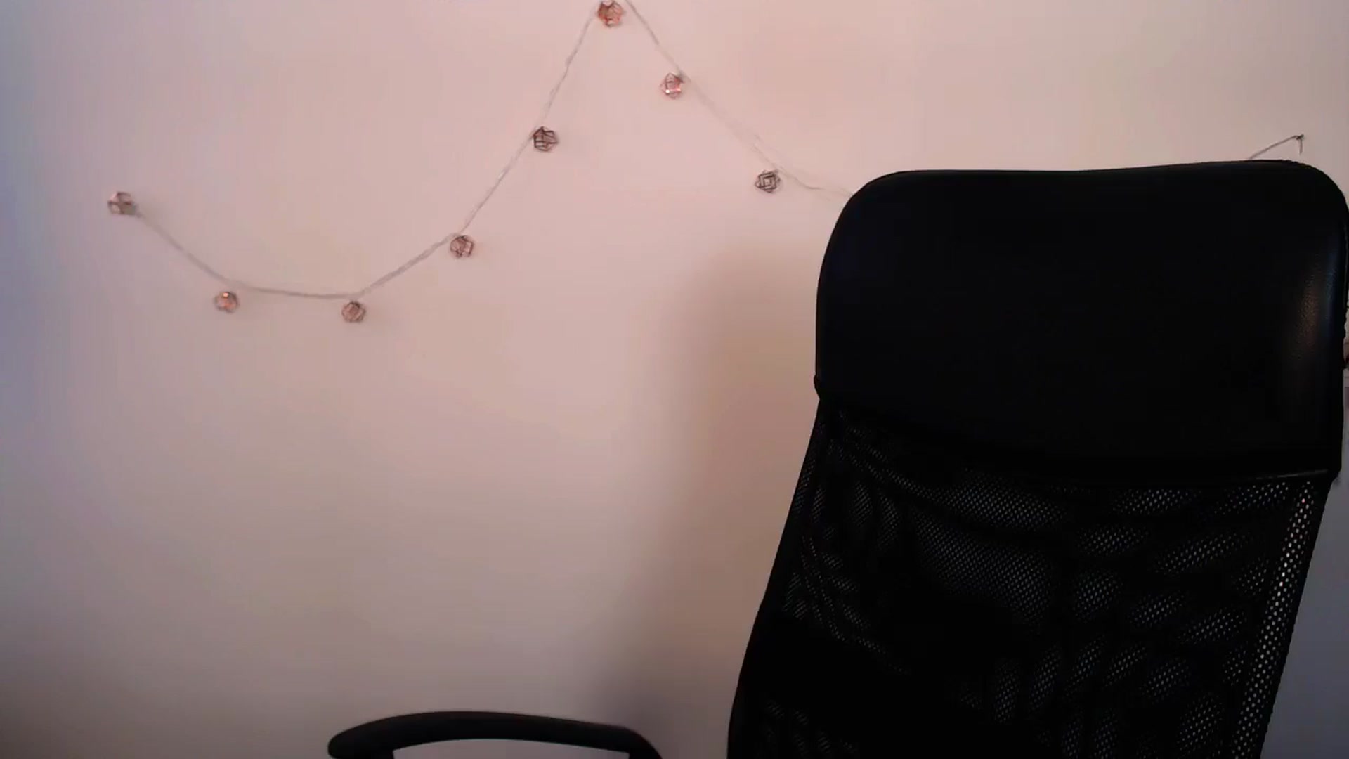 Gallery image thumbnail from LilSpicy's myfreecams stream on, 04/13/2026, 11:53 image 4 of 20