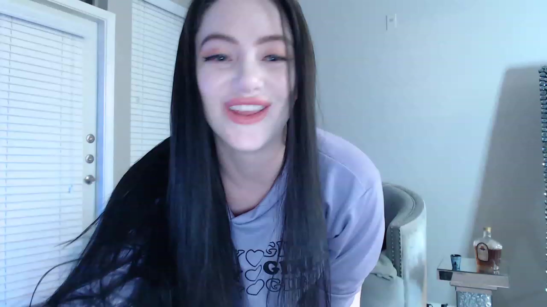 Gallery image thumbnail from Lil_Baby_Deer's myfreecams stream on, 12/03/2022, 10:10 image 12 of 20