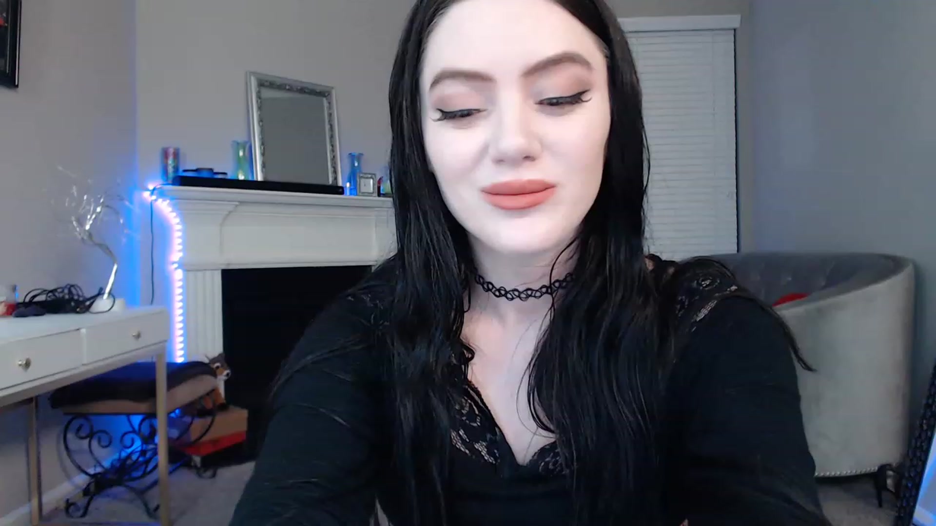Gallery image thumbnail from Lil_Baby_Deer's myfreecams stream on, 12/05/2022, 04:01 image 12 of 20