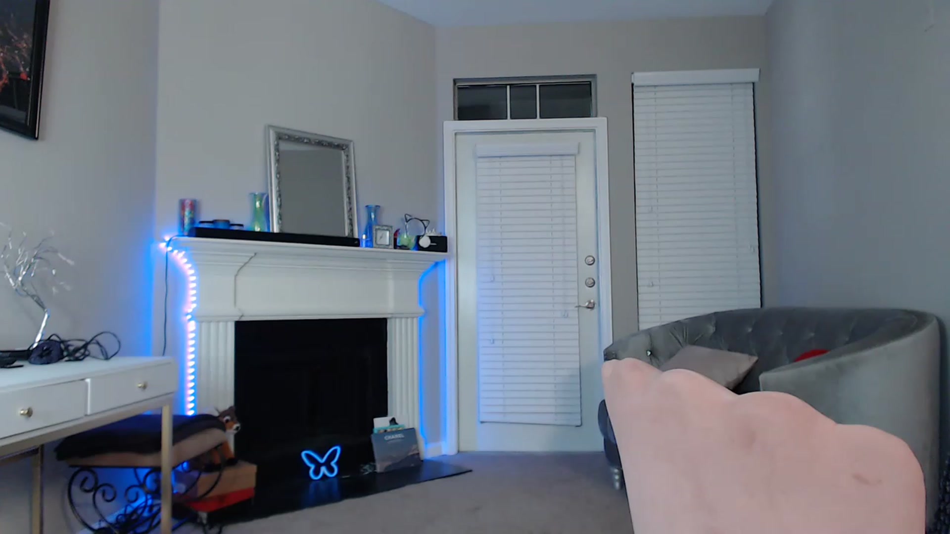 Gallery image thumbnail from Lil_Baby_Deer's myfreecams stream on, 12/05/2022, 05:01 image 12 of 20