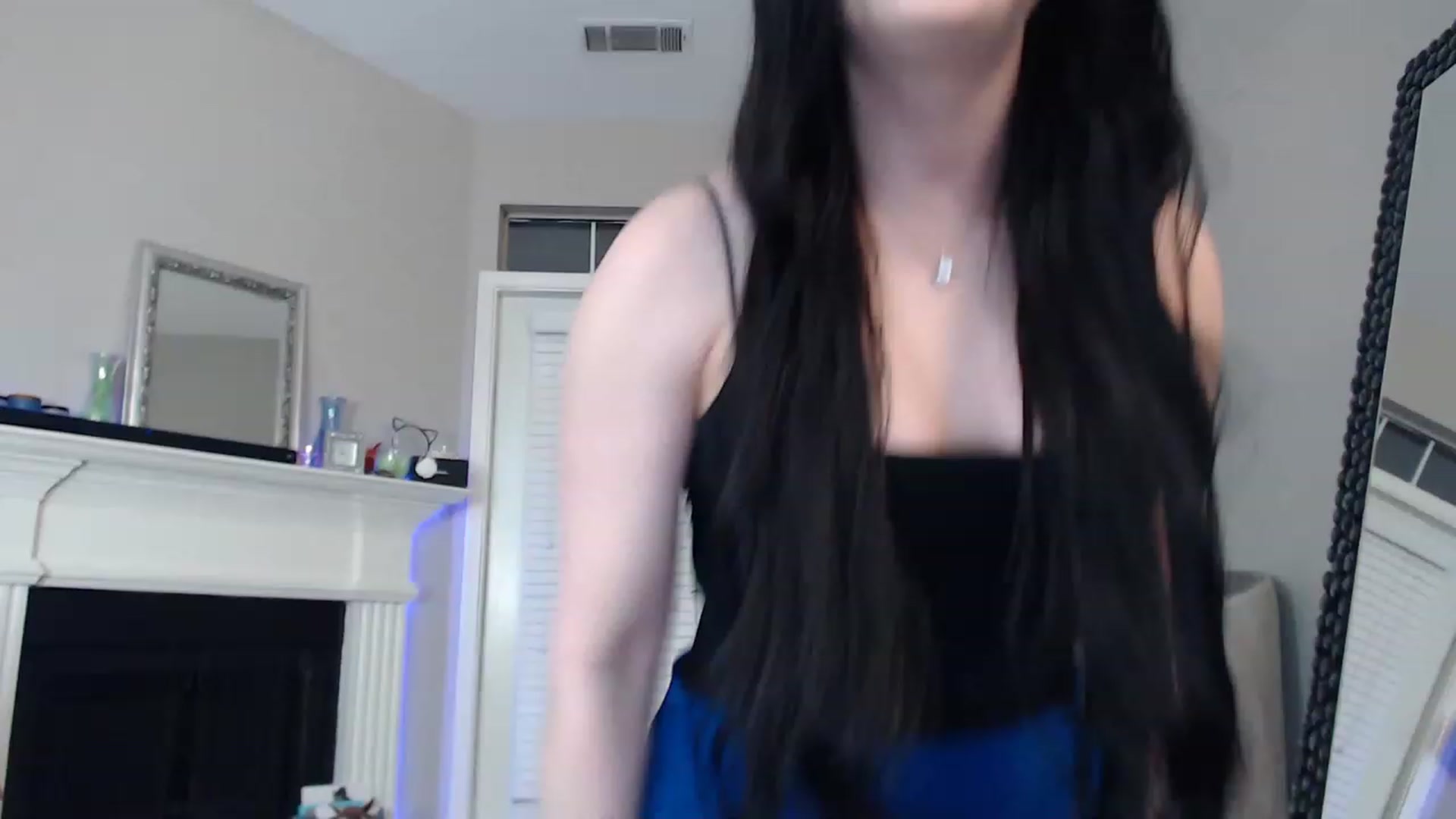 Gallery image thumbnail from Lil_Baby_Deer's myfreecams stream on, 12/06/2022, 09:58 image 6 of 20