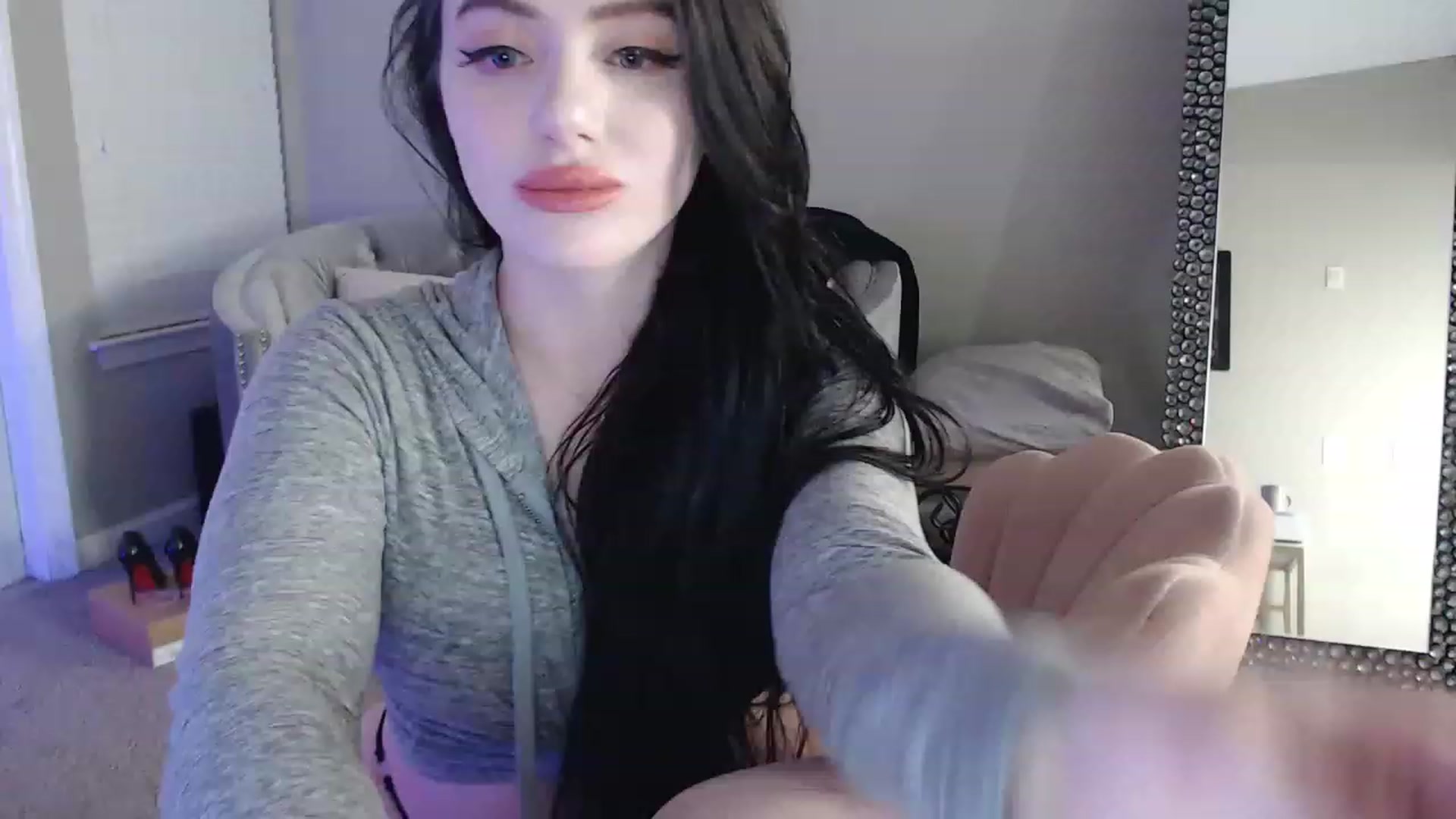 Gallery image thumbnail from Lil_Baby_Deer's myfreecams stream on, 12/12/2022, 05:41 image 4 of 20