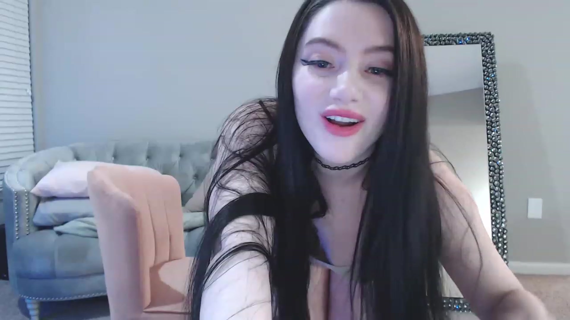 Gallery image thumbnail from Lil_Baby_Deer's myfreecams stream on, 12/19/2022, 09:36 image 8 of 20