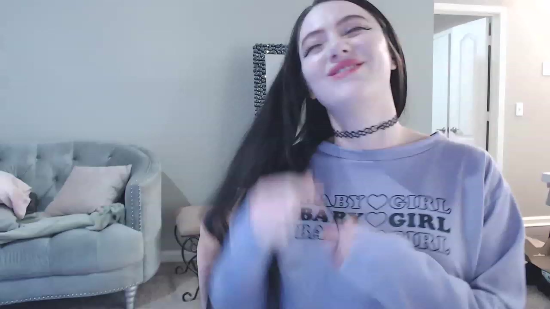 Gallery image thumbnail from Lil_Baby_Deer's myfreecams stream on, 12/19/2022, 11:13 image 2 of 20