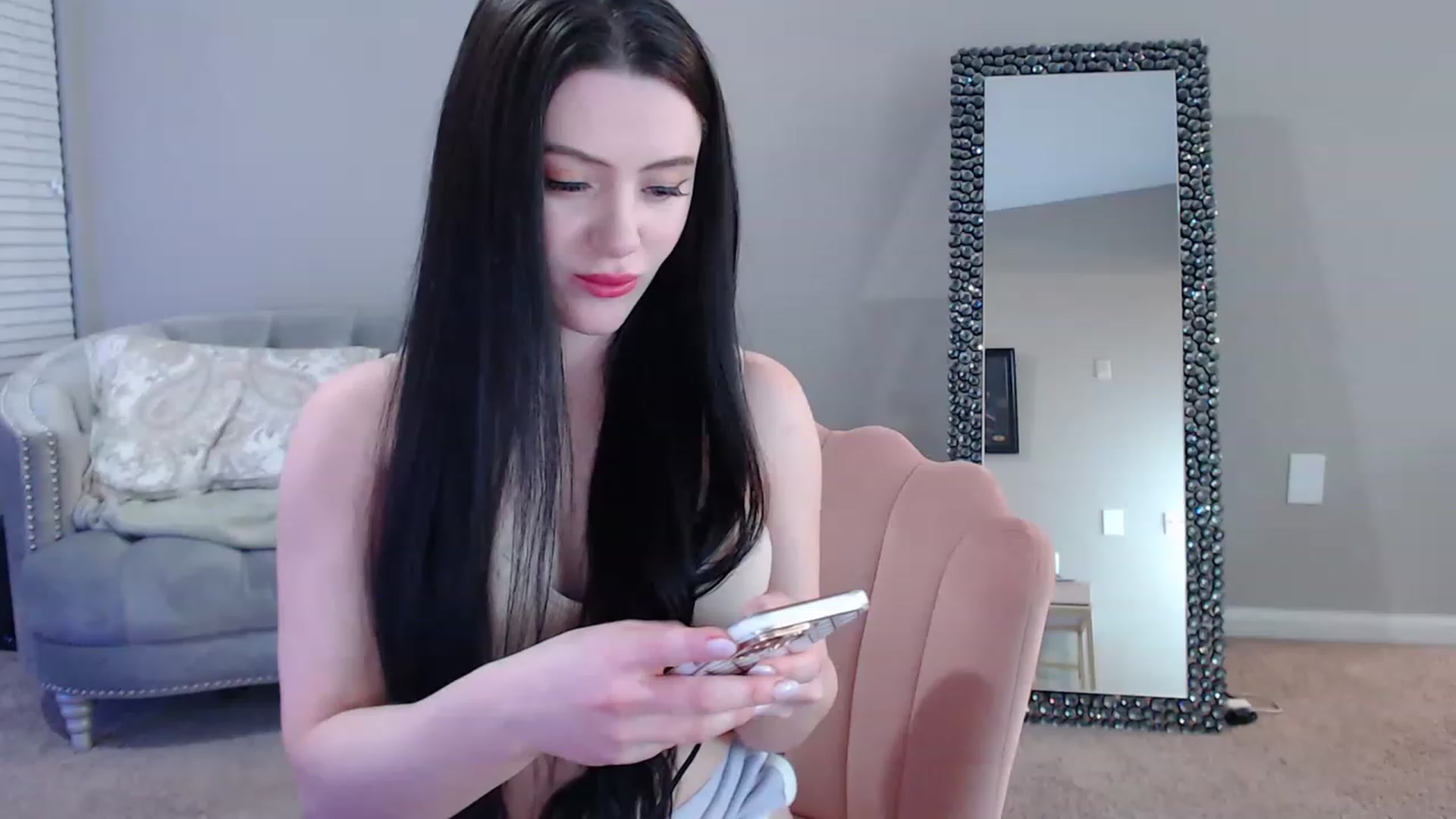 Gallery image thumbnail from Lil_Baby_Deer's myfreecams stream on, 12/24/2022, 10:02 image 5 of 20