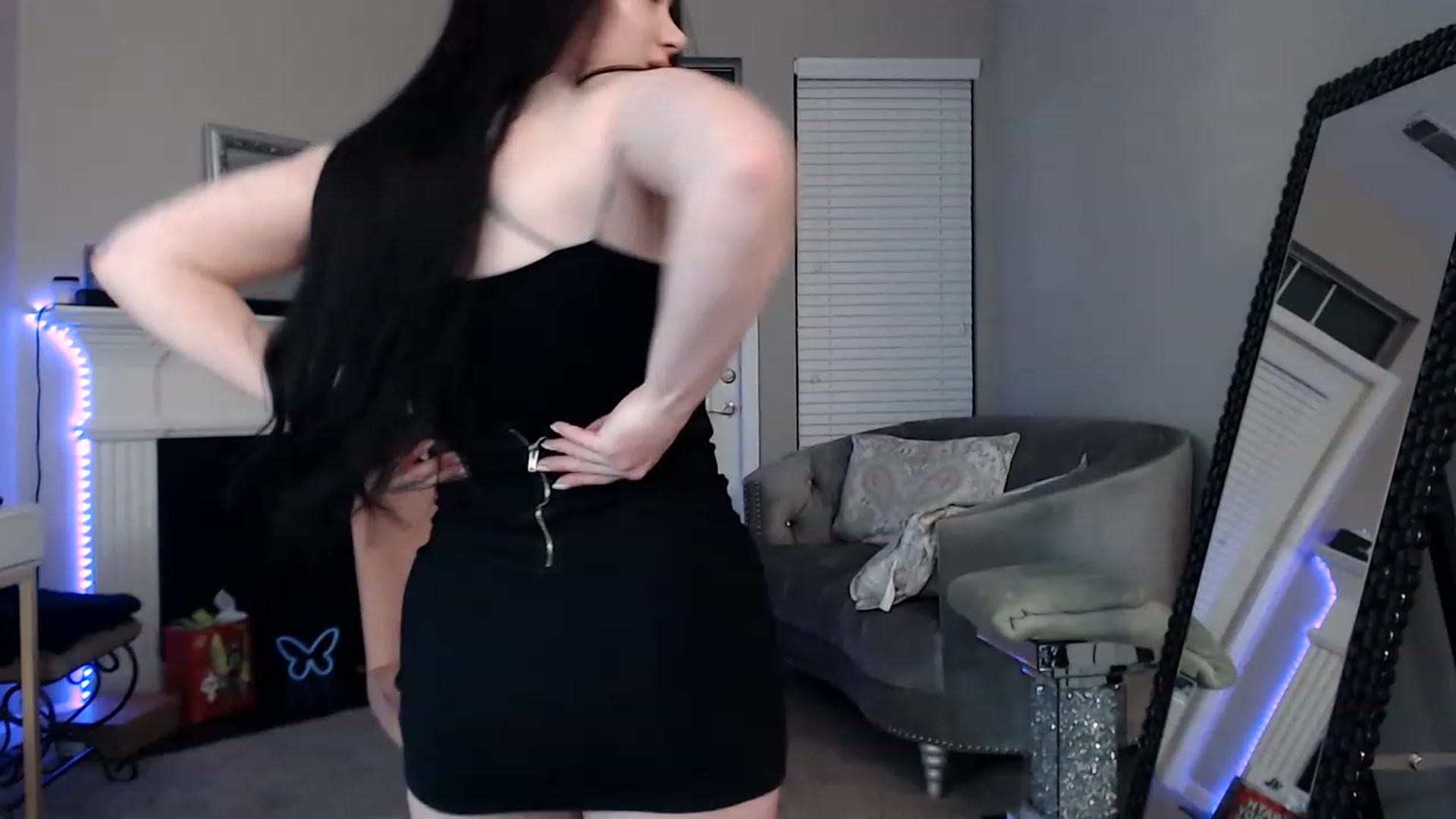 Gallery image thumbnail from Lil_Baby_Deer's myfreecams stream on, 12/27/2022, 12:40 image 3 of 20