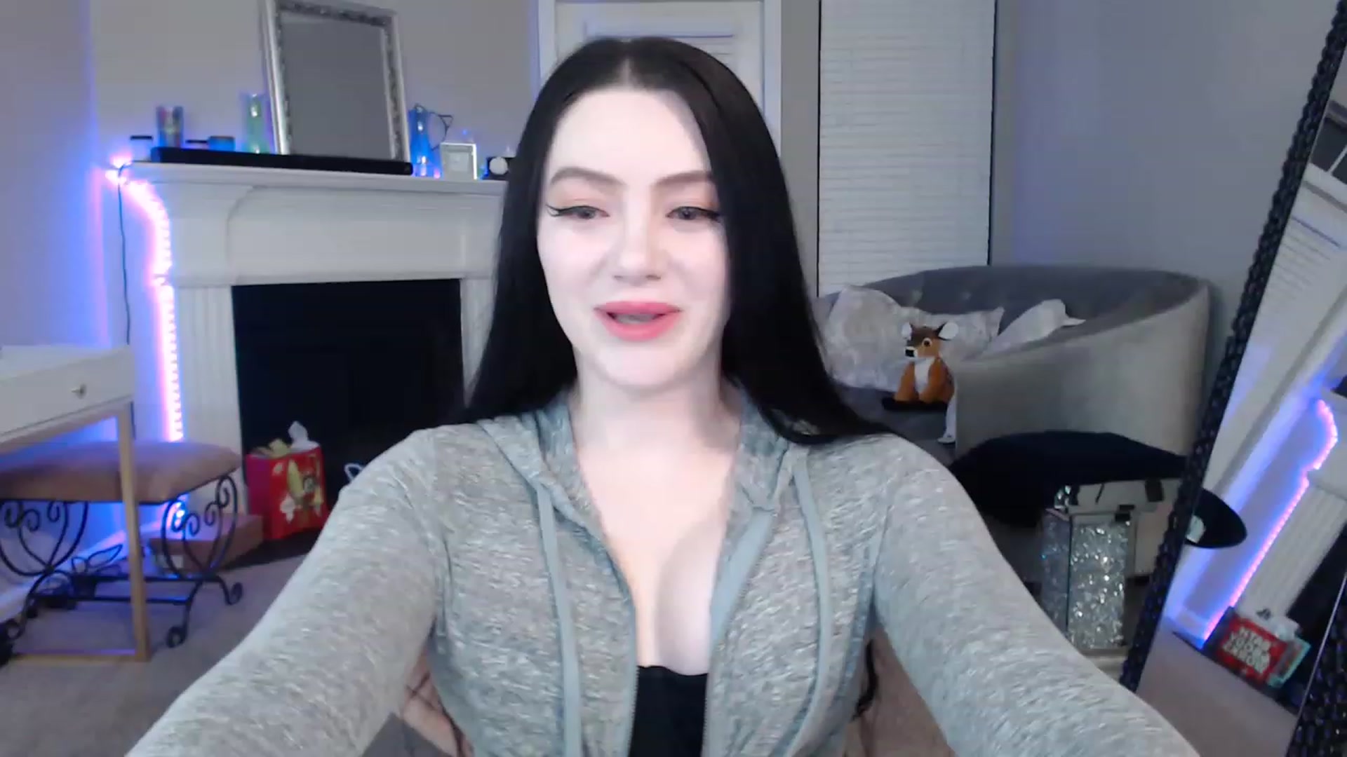 Gallery image thumbnail from Lil_Baby_Deer's myfreecams stream on, 12/31/2022, 05:36 image 1 of 20