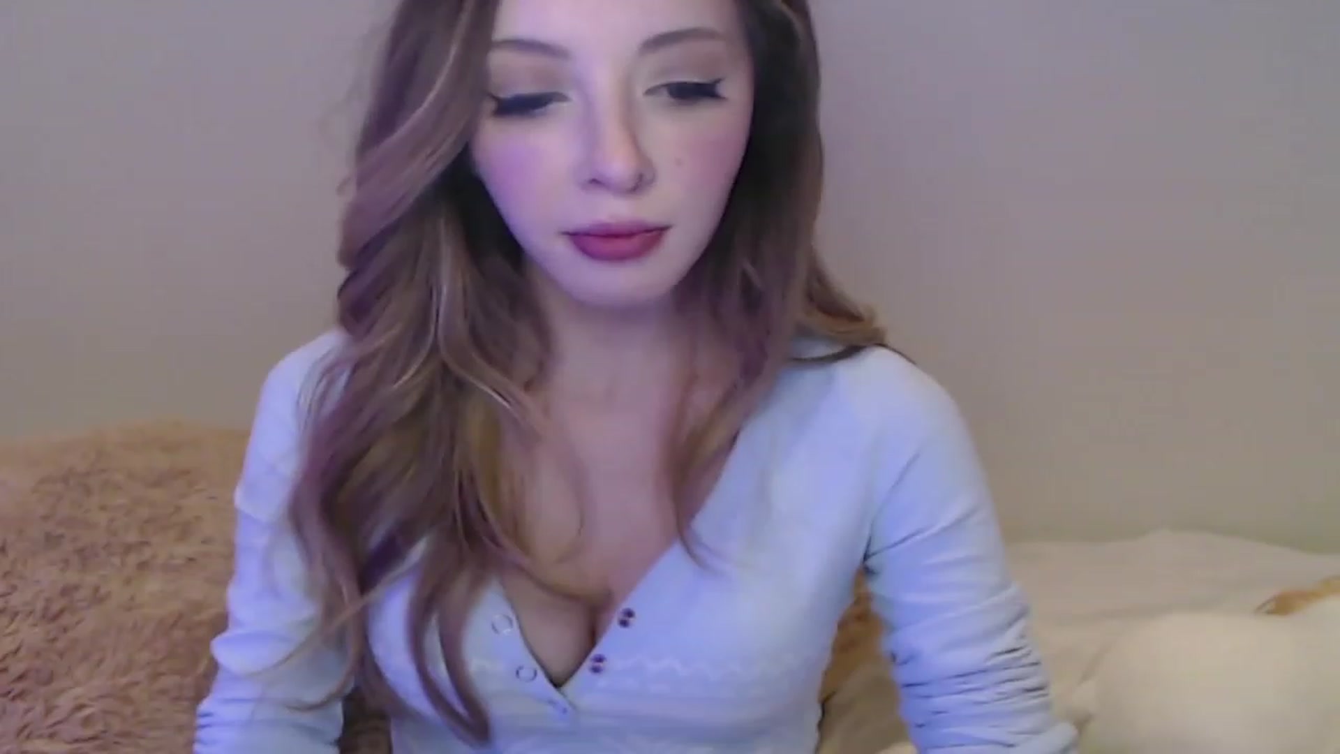Gallery image thumbnail from Lil_Ballerina's myfreecams stream on, 12/26/2022, 04:33 image 8 of 20