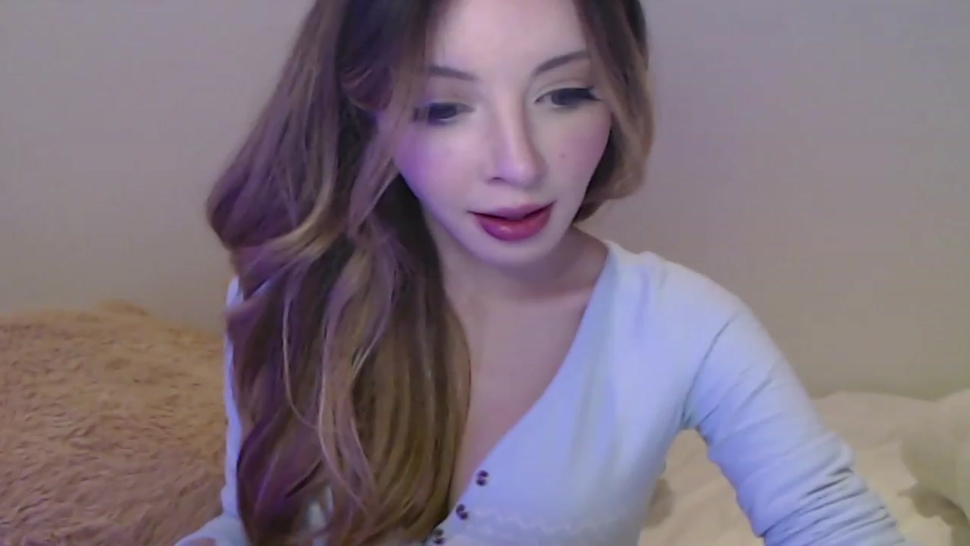 Gallery image thumbnail from Lil_Ballerina's myfreecams stream on, 12/26/2022, 04:33 image 16 of 20