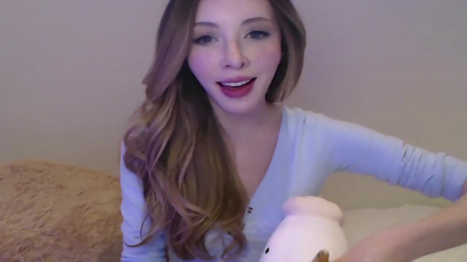Gallery image thumbnail from Lil_Ballerina's myfreecams stream on, 12/26/2022, 04:33 image 12 of 20