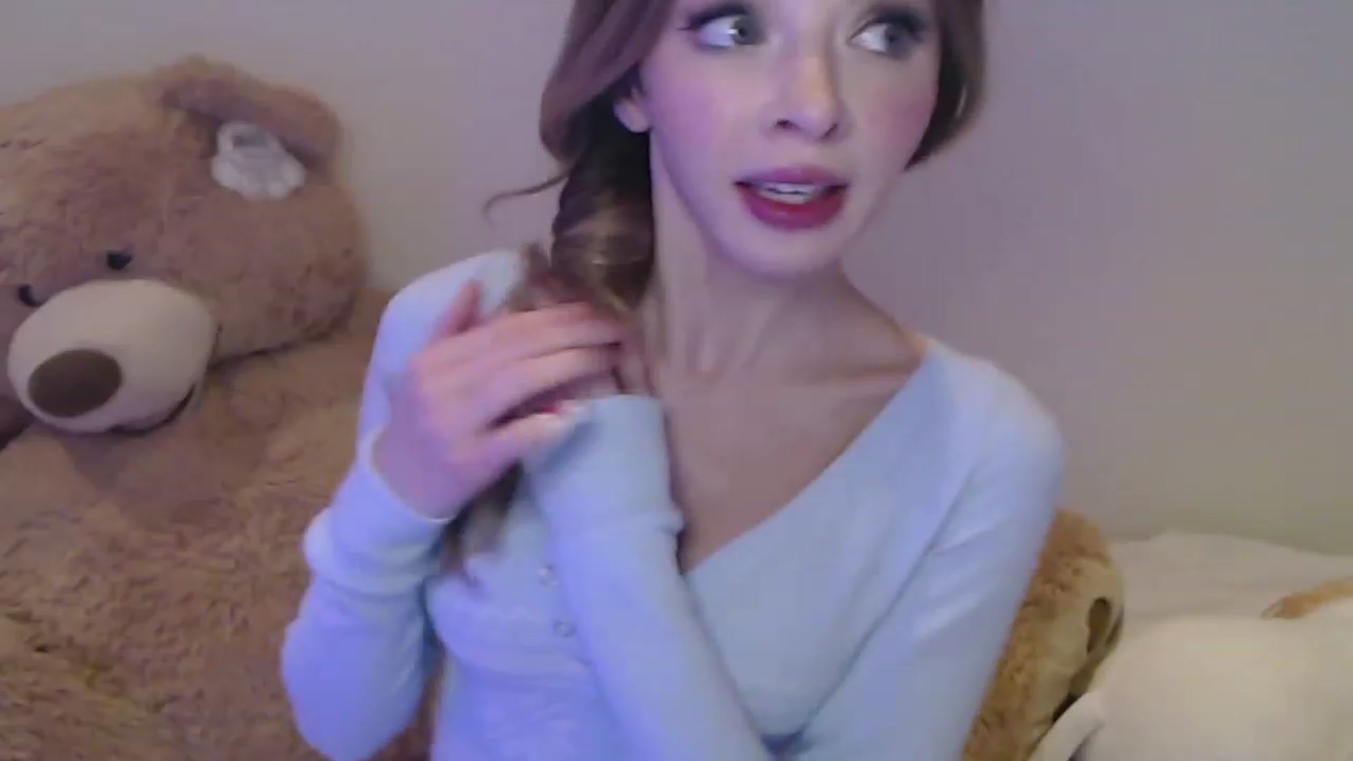 Gallery image thumbnail from Lil_Ballerina's myfreecams stream on, 12/26/2022, 04:33 image 4 of 20
