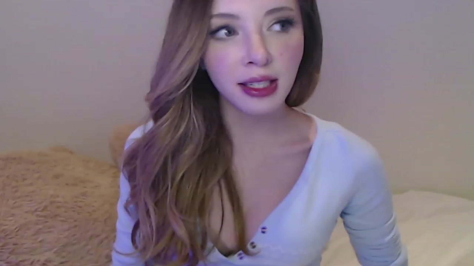 Gallery image thumbnail from Lil_Ballerina's myfreecams stream on, 12/26/2022, 04:33 image 15 of 20
