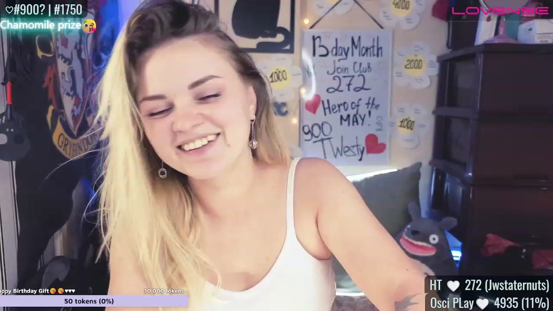 Gallery image thumbnail from Lil_Nika's myfreecams stream on, 05/13/2023, 13:36 image 6 of 20