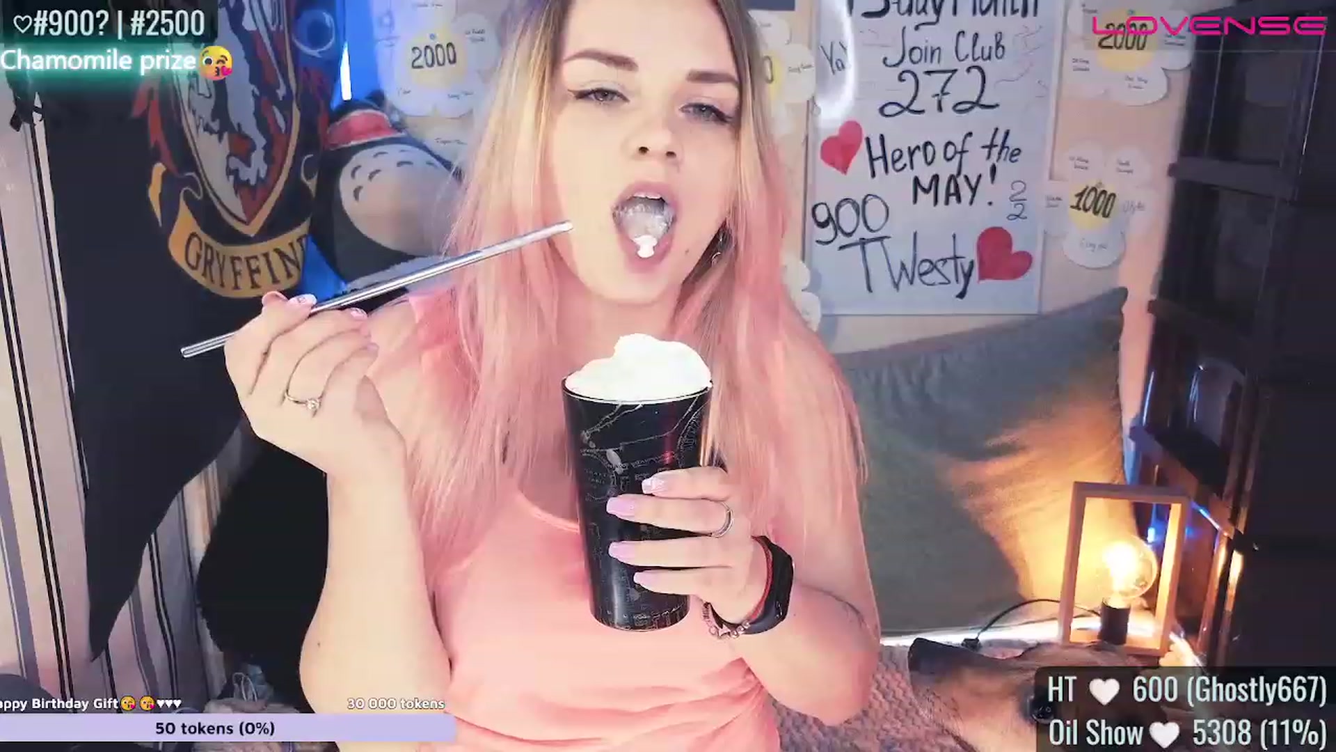 Gallery image thumbnail from Lil_Nika's myfreecams stream on, 05/21/2023, 16:37 image 17 of 20
