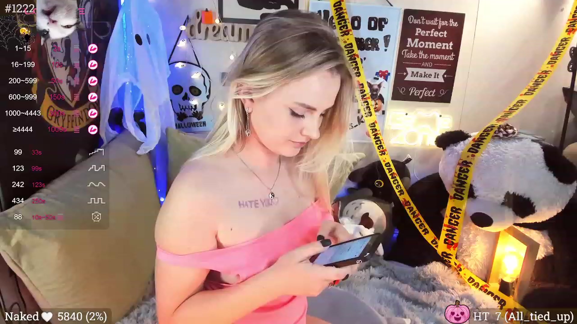 Gallery image thumbnail from Lil_Nika's myfreecams stream on, 10/17/2023, 15:00 image 1 of 20