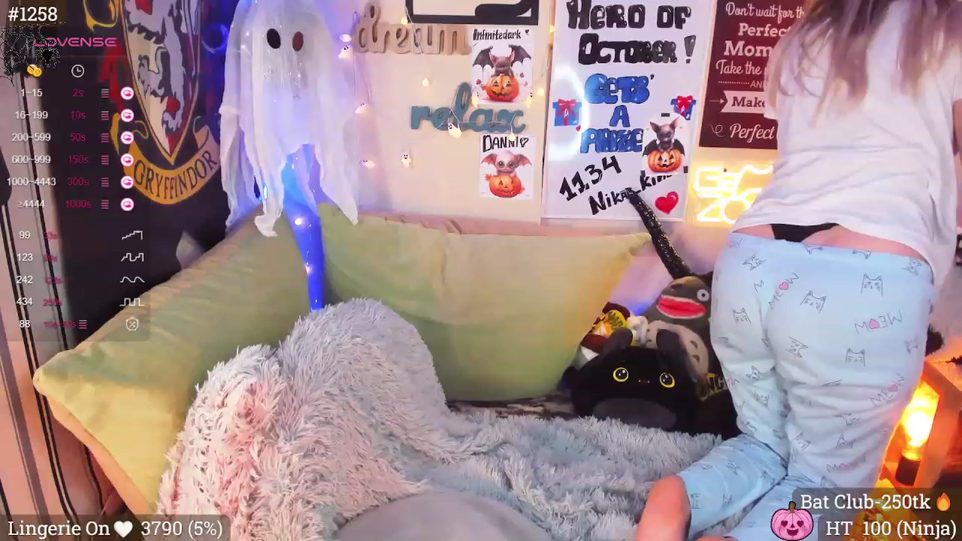 Gallery image thumbnail from Lil_Nika's myfreecams stream on, 10/22/2023, 13:05 image 6 of 20