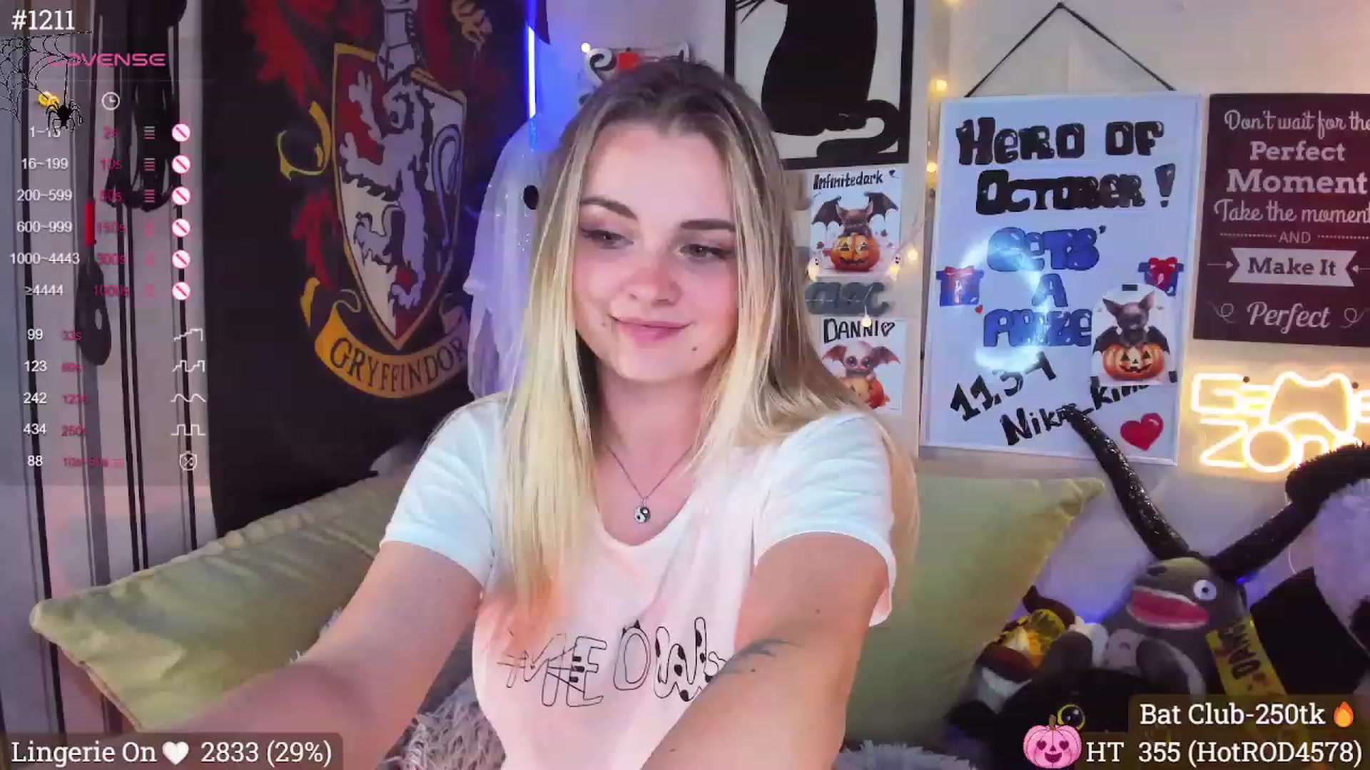 Gallery image thumbnail from Lil_Nika's myfreecams stream on, 10/22/2023, 13:41 image 11 of 20
