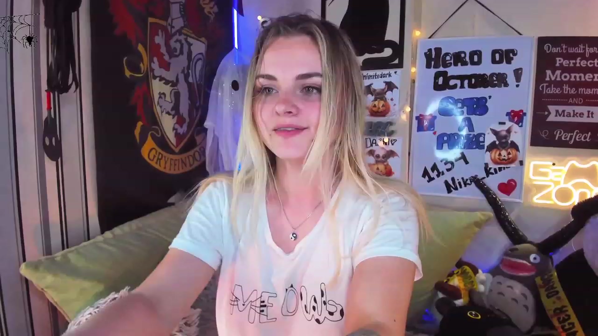 Gallery image thumbnail from Lil_Nika's myfreecams stream on, 10/22/2023, 14:20 image 4 of 20