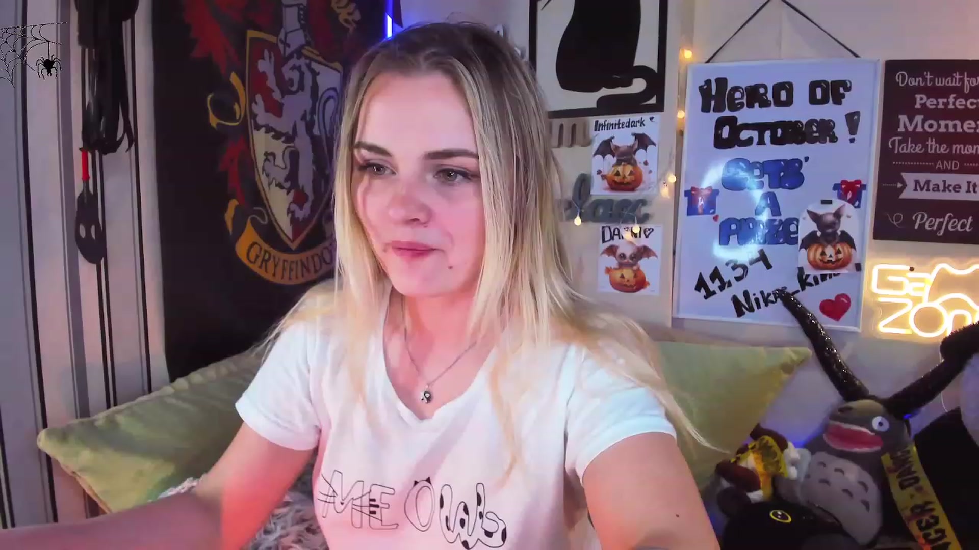 Gallery image thumbnail from Lil_Nika's myfreecams stream on, 10/22/2023, 14:20 image 7 of 20