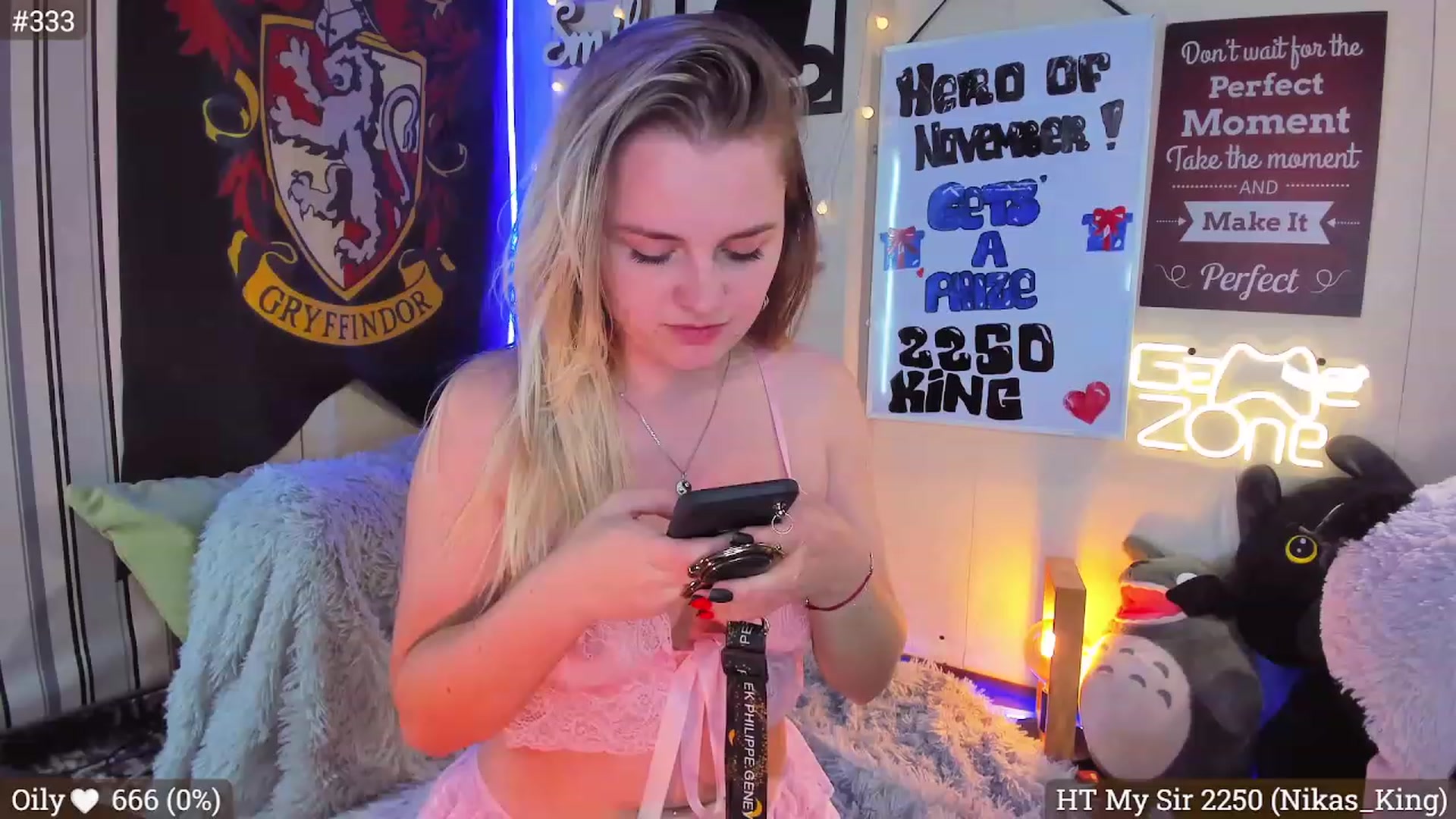 Gallery image thumbnail from Lil_Nika's myfreecams stream on, 11/05/2023, 14:10 image 14 of 20