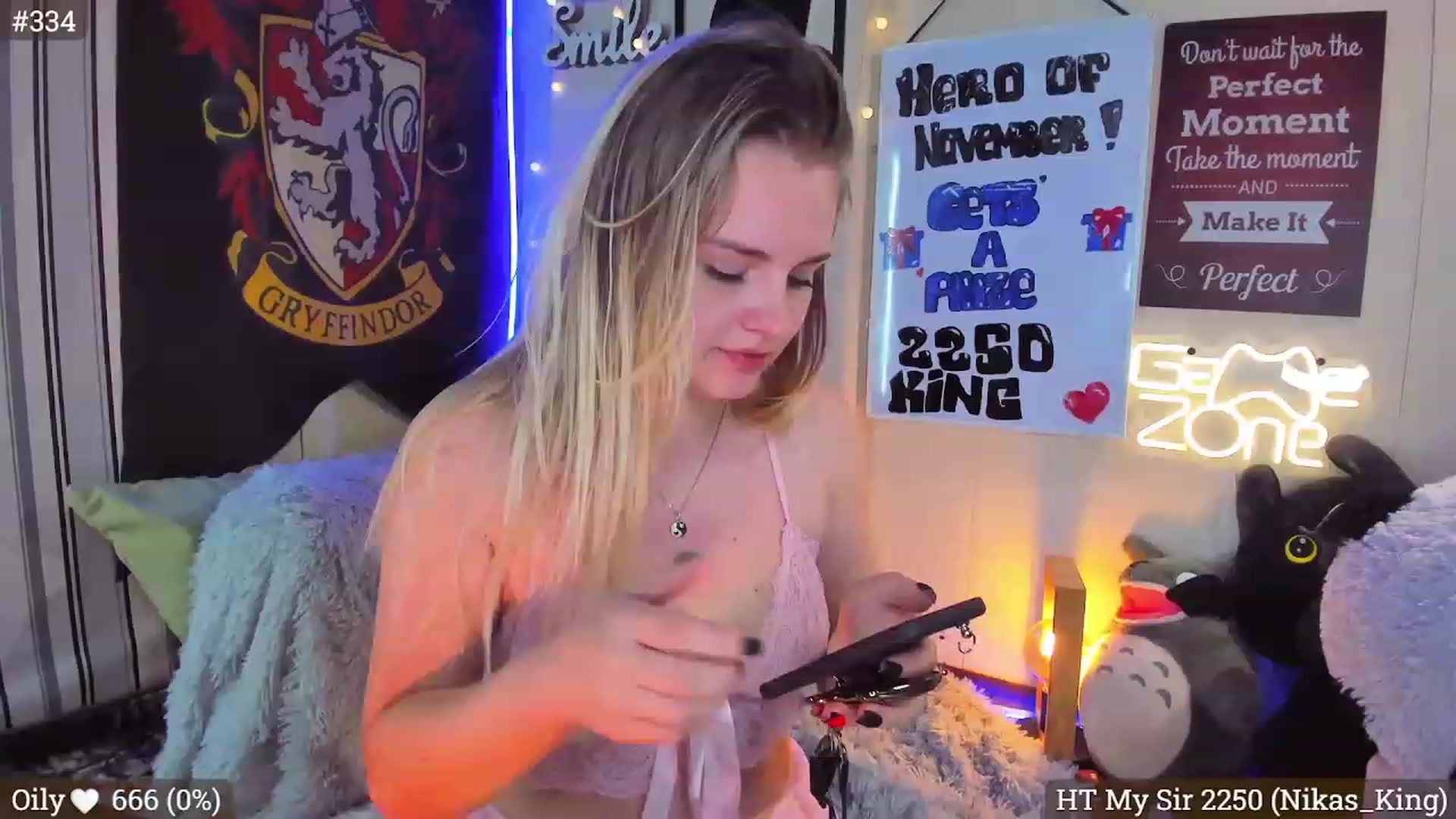 Gallery image thumbnail from Lil_Nika's myfreecams stream on, 11/05/2023, 14:10 image 18 of 20