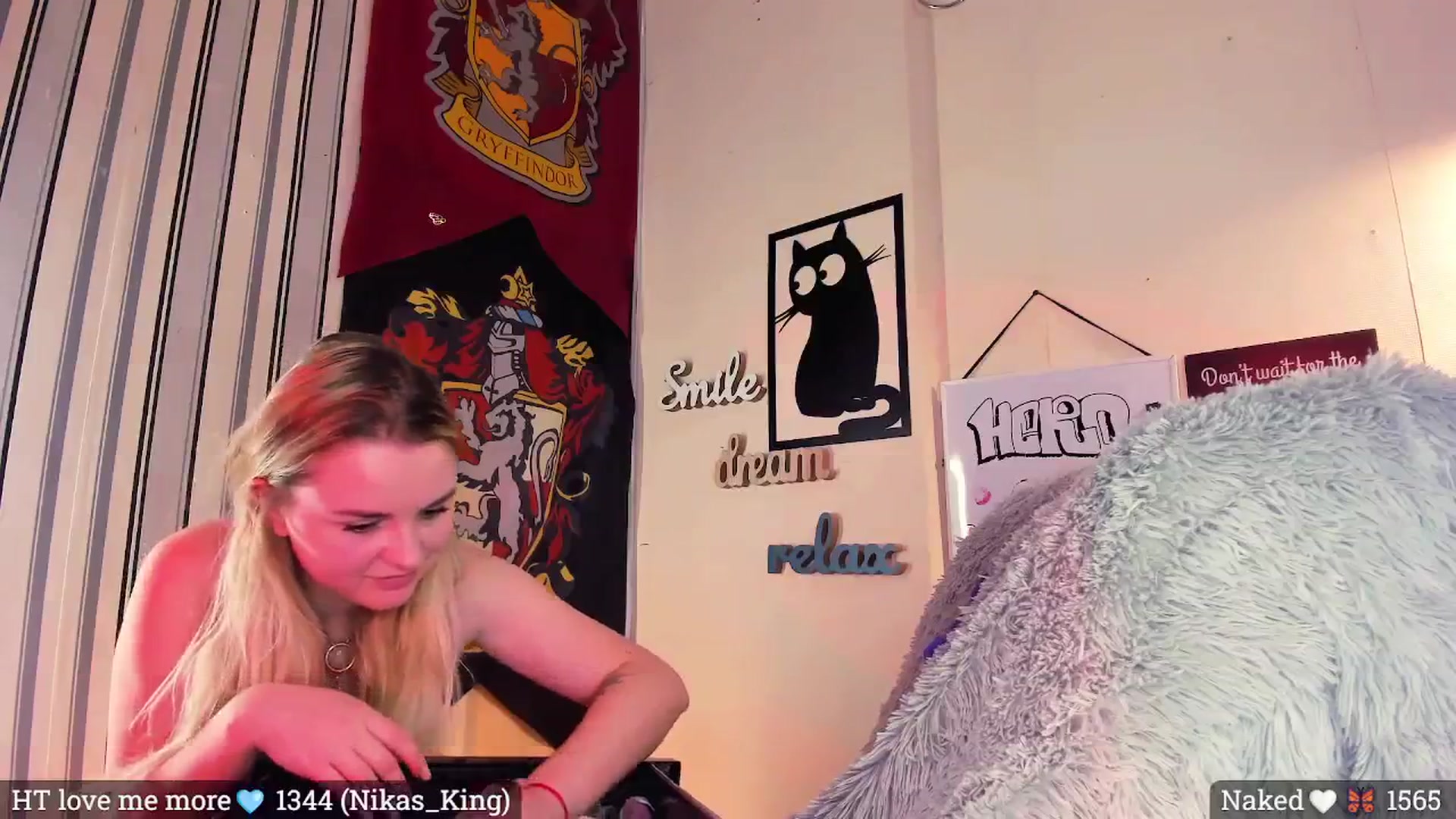 Gallery image thumbnail from Lil_Nika's myfreecams stream on, 02/11/2024, 12:11 image 10 of 20