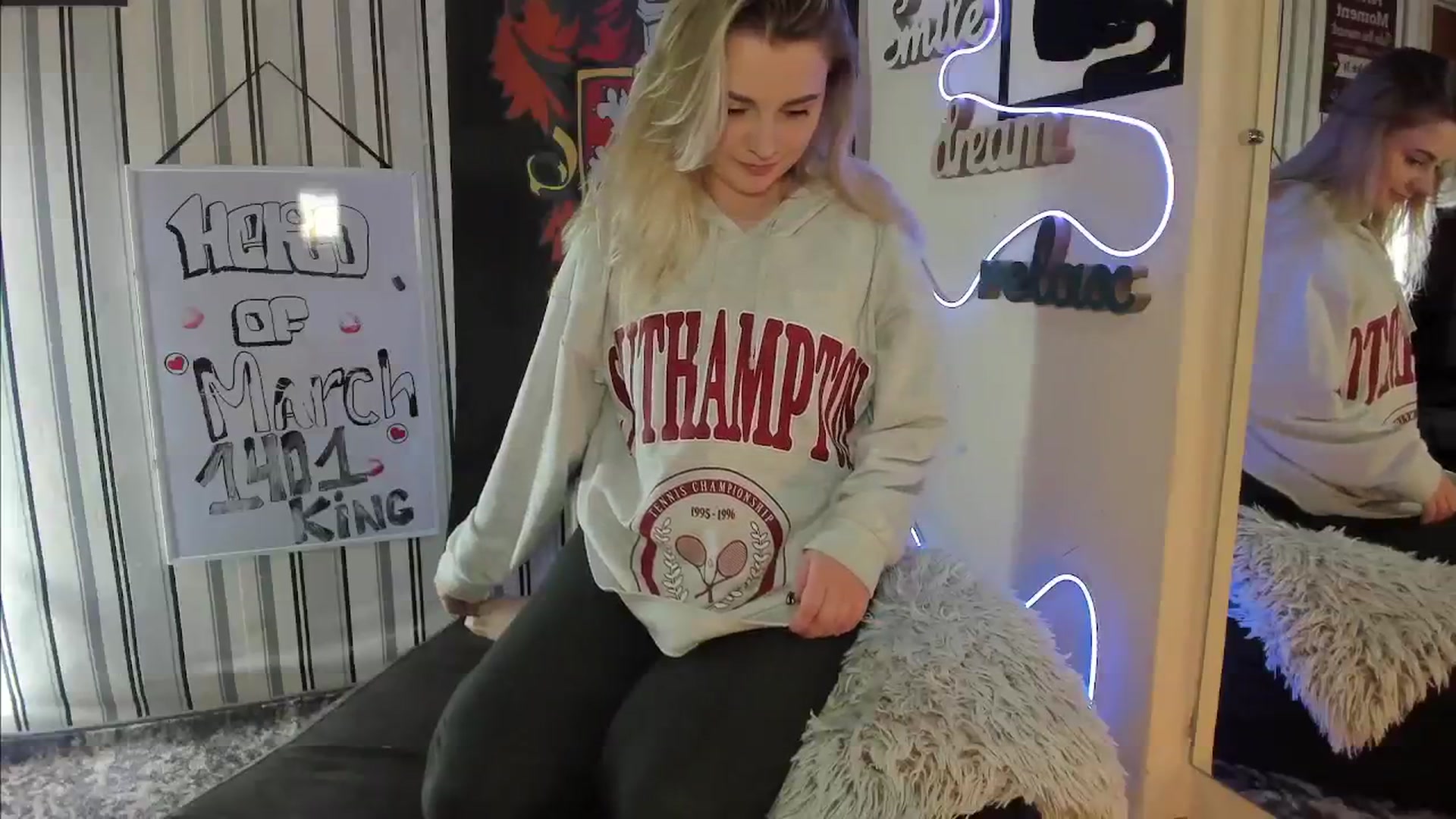 Gallery image thumbnail from Lil_Nika's myfreecams stream on, 03/15/2024, 16:45 image 12 of 20