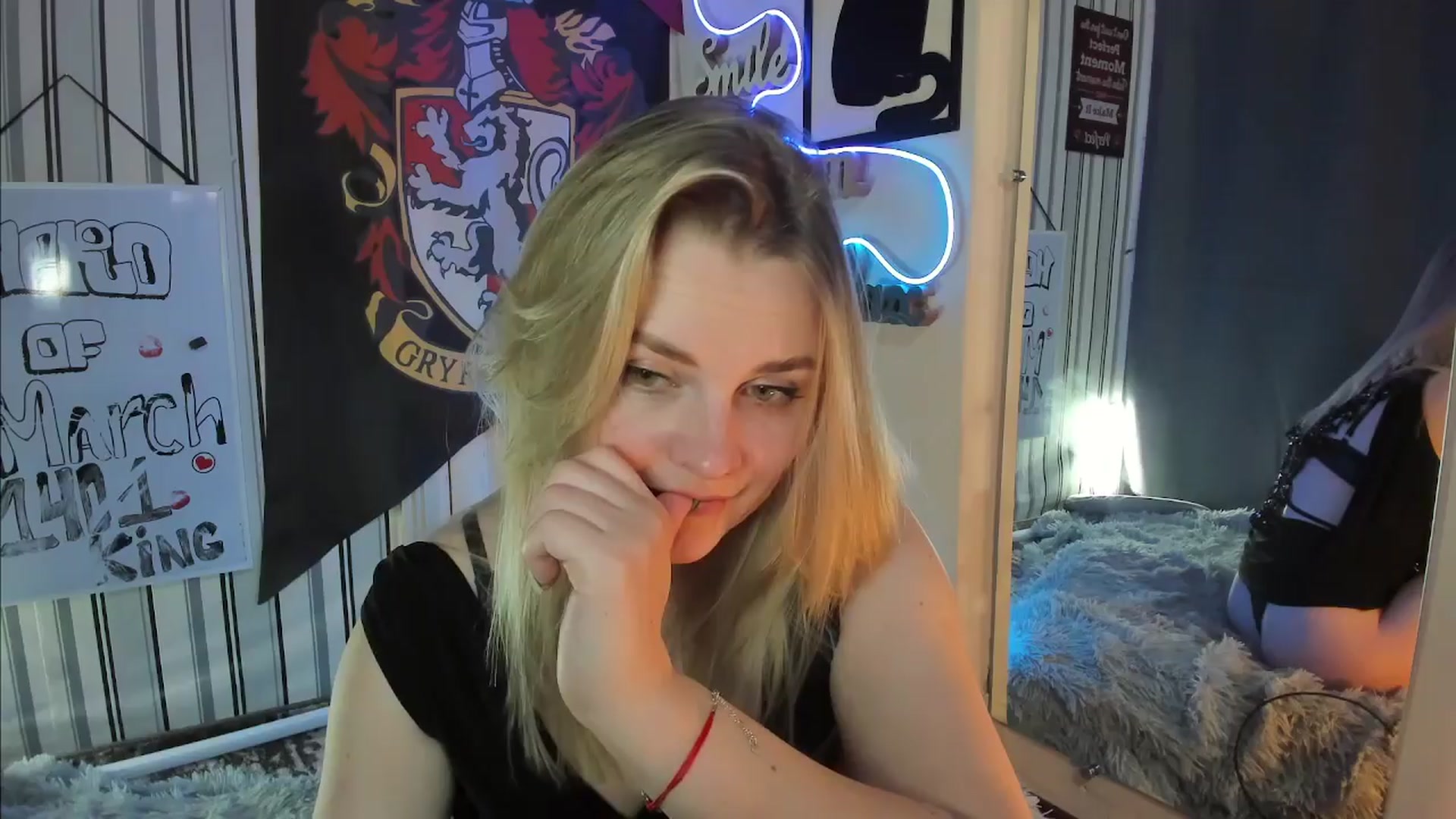 Gallery image thumbnail from Lil_Nika's myfreecams stream on, 03/23/2024, 19:40 image 10 of 20