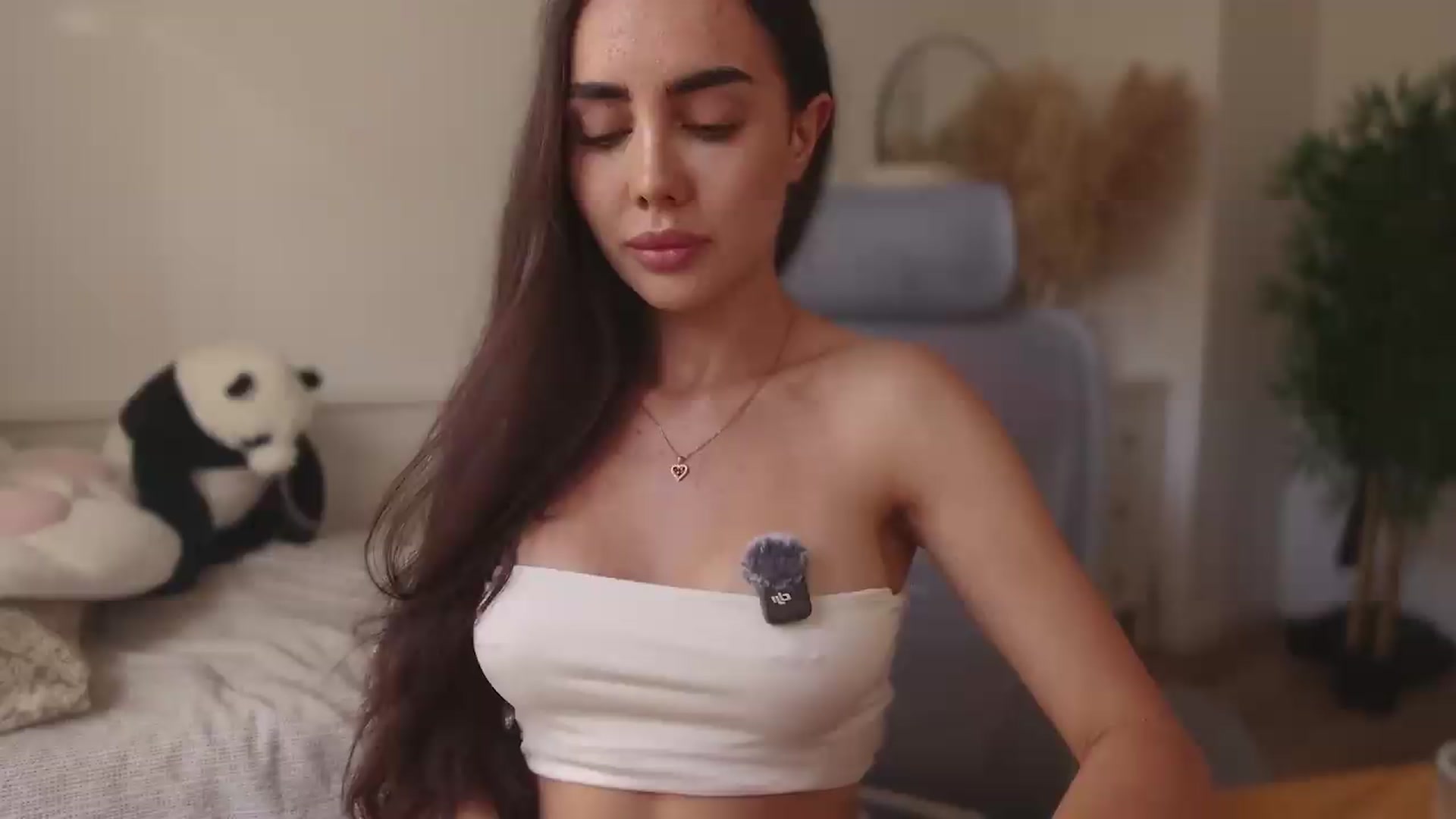 Gallery image thumbnail from Lil_Princess's myfreecams stream on, 06/22/2026, 08:21 image 20 of 20