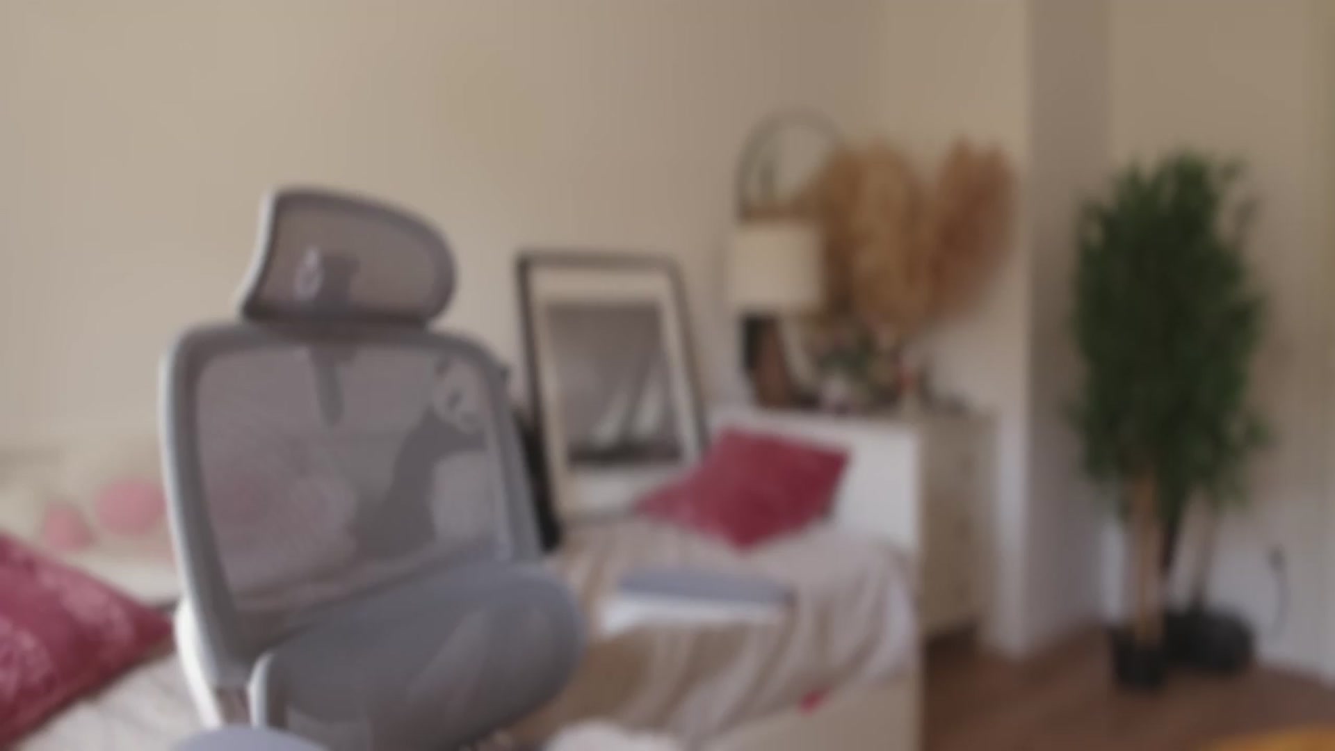 Gallery image thumbnail from Lil_Princess's myfreecams stream on, 06/28/2026, 08:49 image 15 of 20