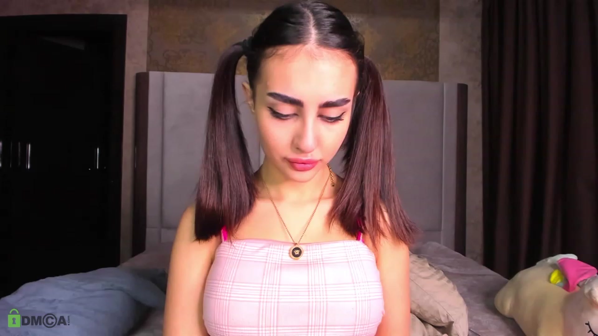 Gallery image thumbnail from Lil_PrincessG's myfreecams stream on, 11/27/2022, 03:25 image 19 of 20