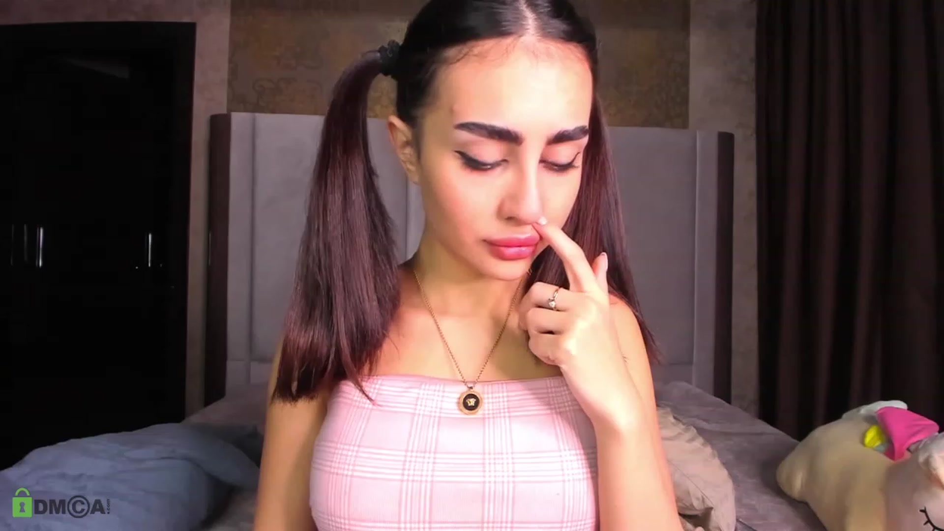 Gallery image thumbnail from Lil_PrincessG's myfreecams stream on, 11/27/2022, 03:25 image 18 of 20