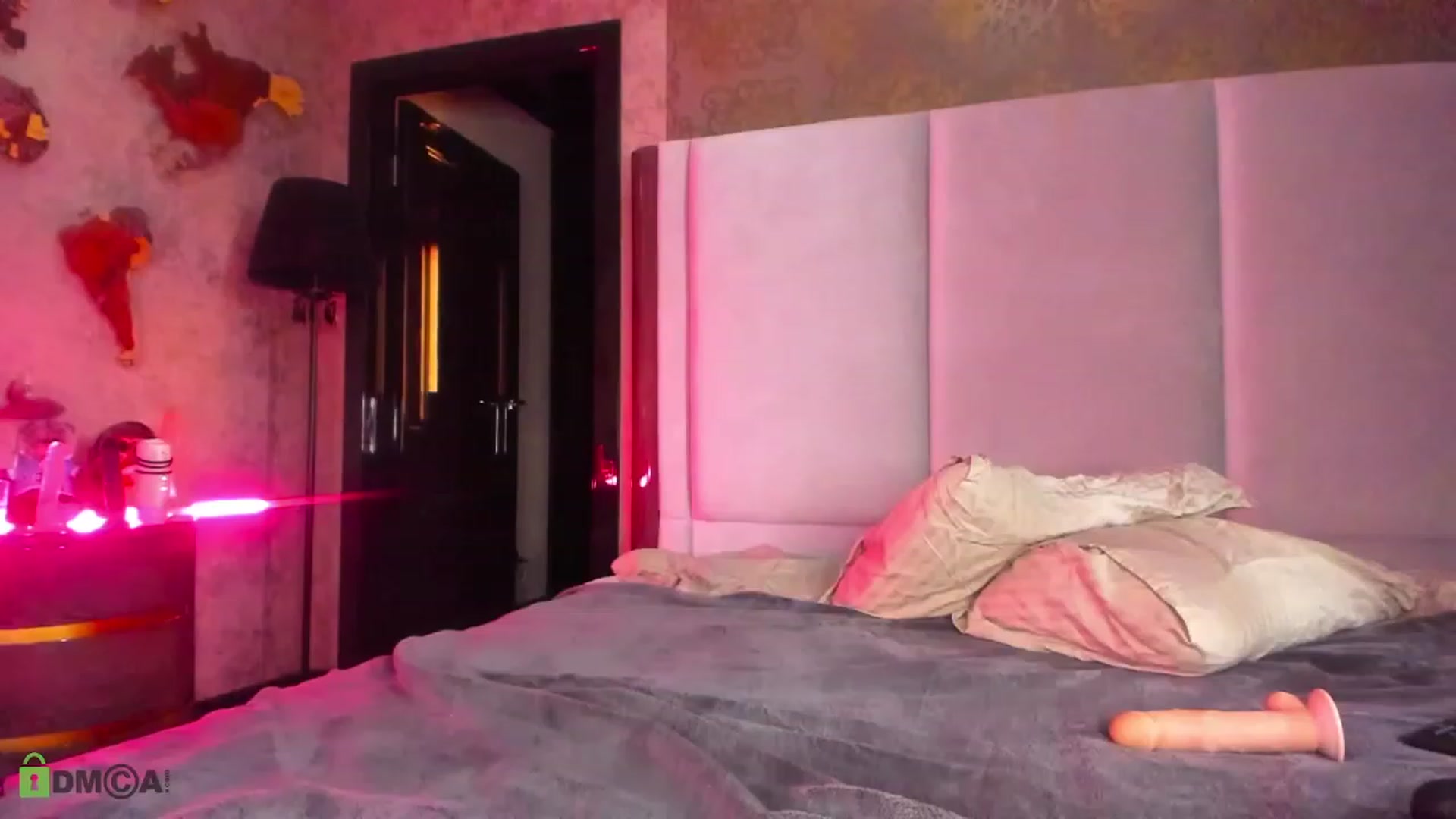 Gallery image thumbnail from Lil_PrincessG's myfreecams stream on, 02/27/2023, 08:00 image 15 of 20