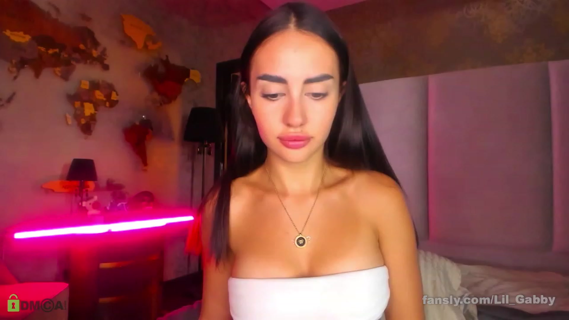 Gallery image thumbnail from Lil_PrincessG's myfreecams stream on, 04/16/2023, 09:38 image 1 of 20