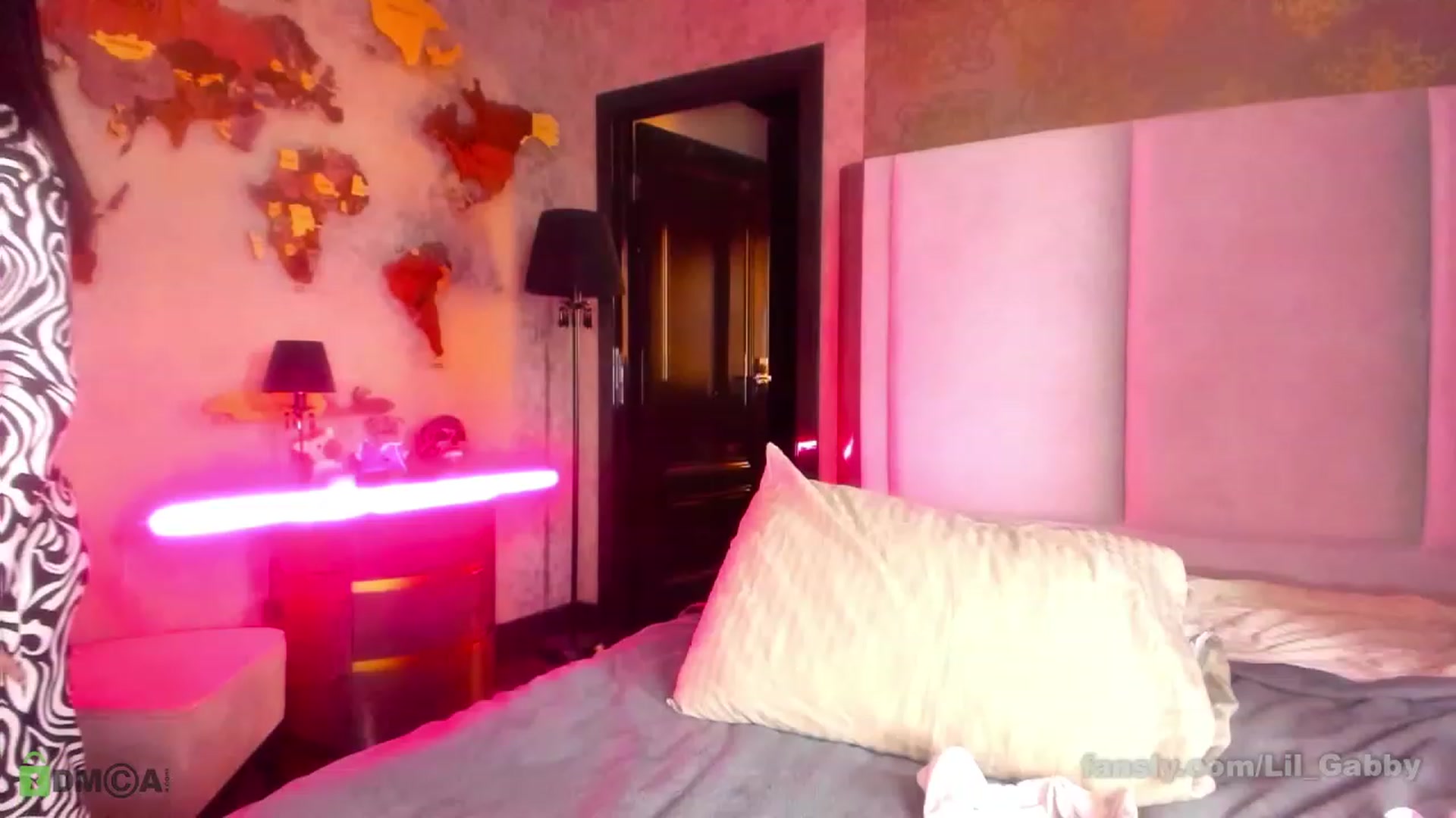 Gallery image thumbnail from Lil_PrincessG's myfreecams stream on, 04/16/2023, 09:38 image 6 of 20