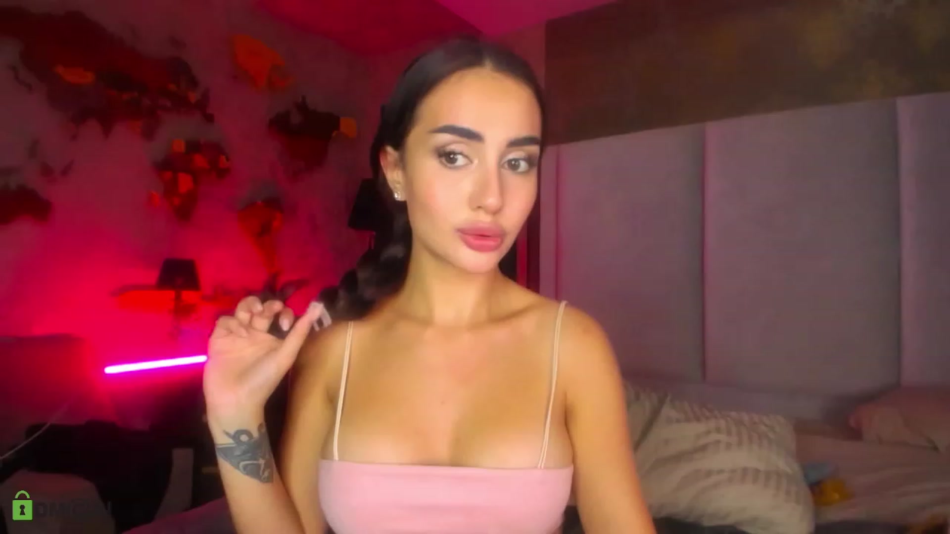 Gallery image thumbnail from Lil_PrincessG's myfreecams stream on, 07/08/2023, 17:29 image 10 of 20