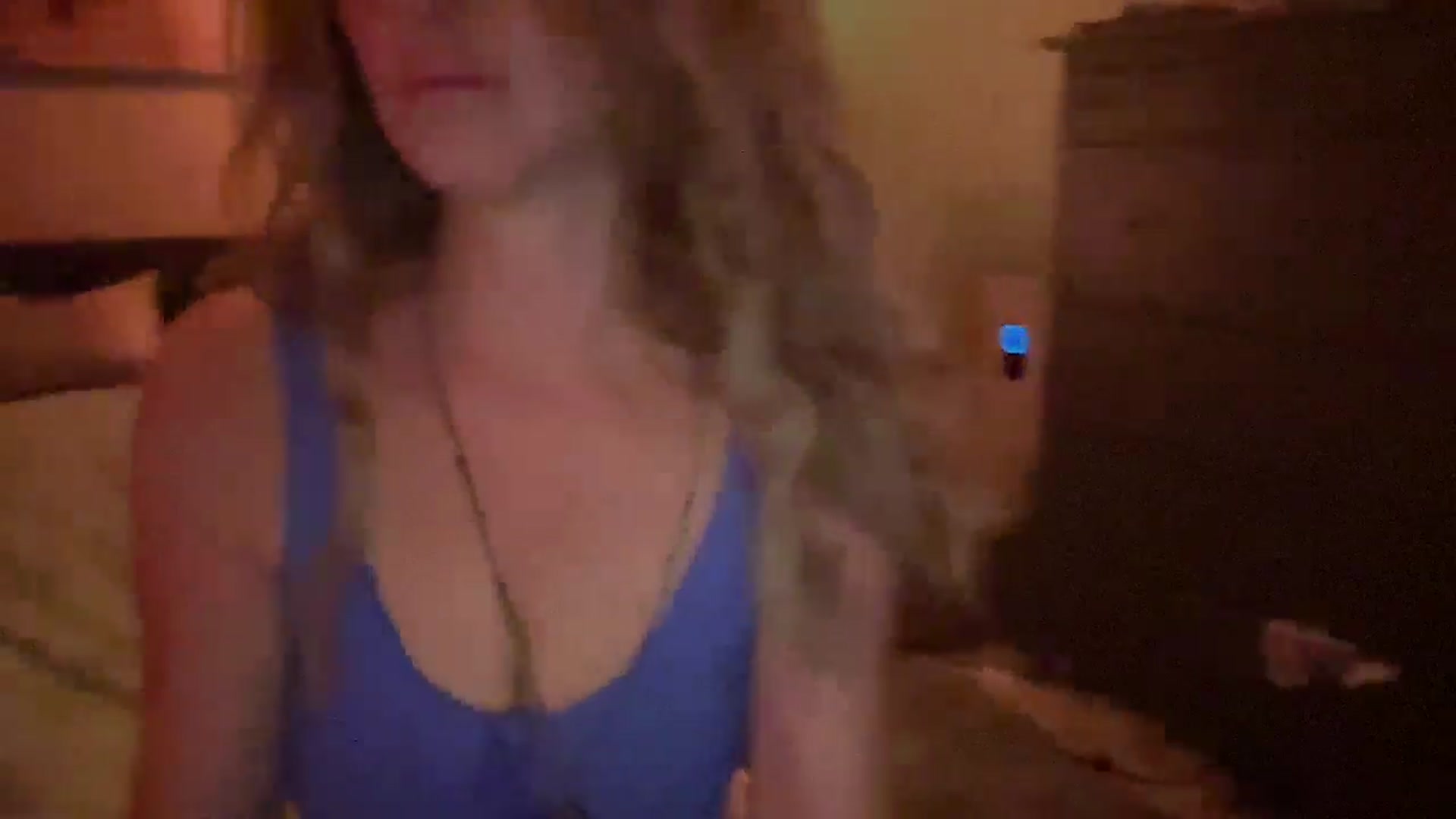 Gallery image thumbnail from Lil_Vixen's myfreecams stream on, 10/28/2024, 05:05 image 13 of 20
