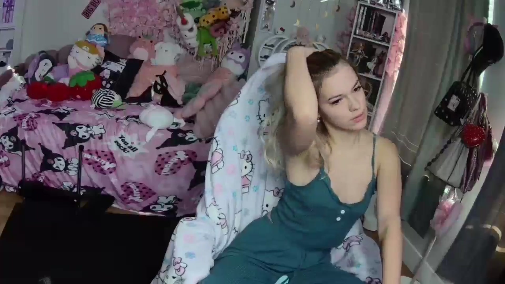 Gallery image thumbnail from Lil__Bunny's myfreecams stream on, 12/30/2024, 16:47 image 3 of 20