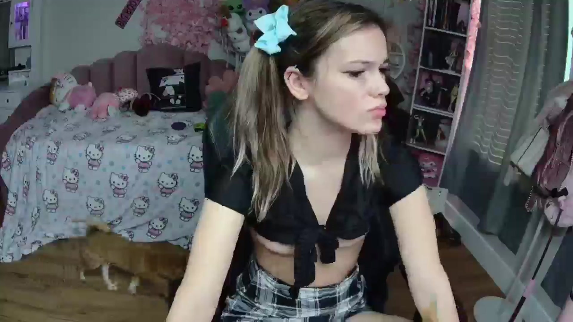 Gallery image thumbnail from Lil__Bunny's myfreecams stream on, 02/09/2025, 16:47 image 11 of 20