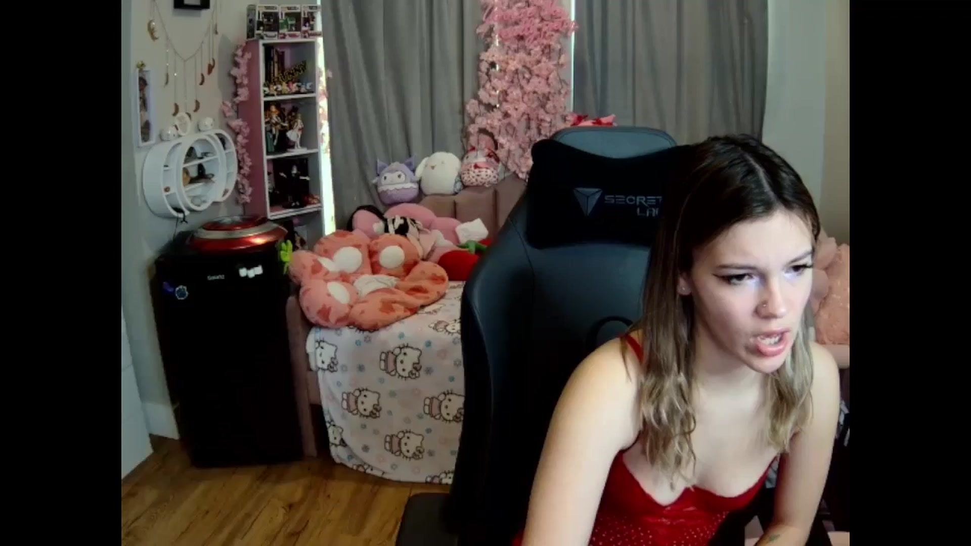 Gallery image thumbnail from Lil__Bunny's myfreecams stream on, 03/11/2025, 13:12 image 8 of 20