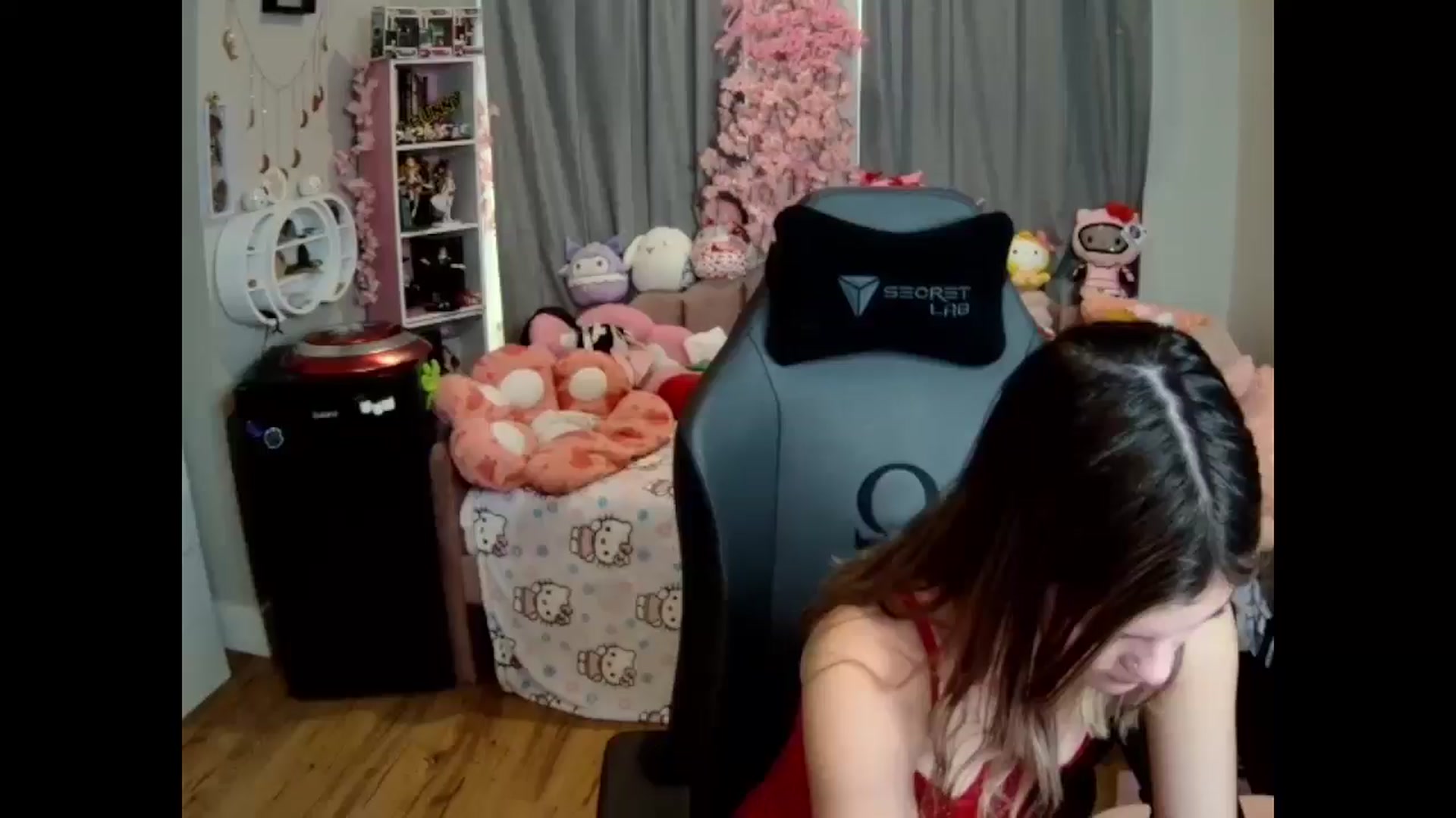 Gallery image thumbnail from Lil__Bunny's myfreecams stream on, 03/11/2025, 13:12 image 4 of 20