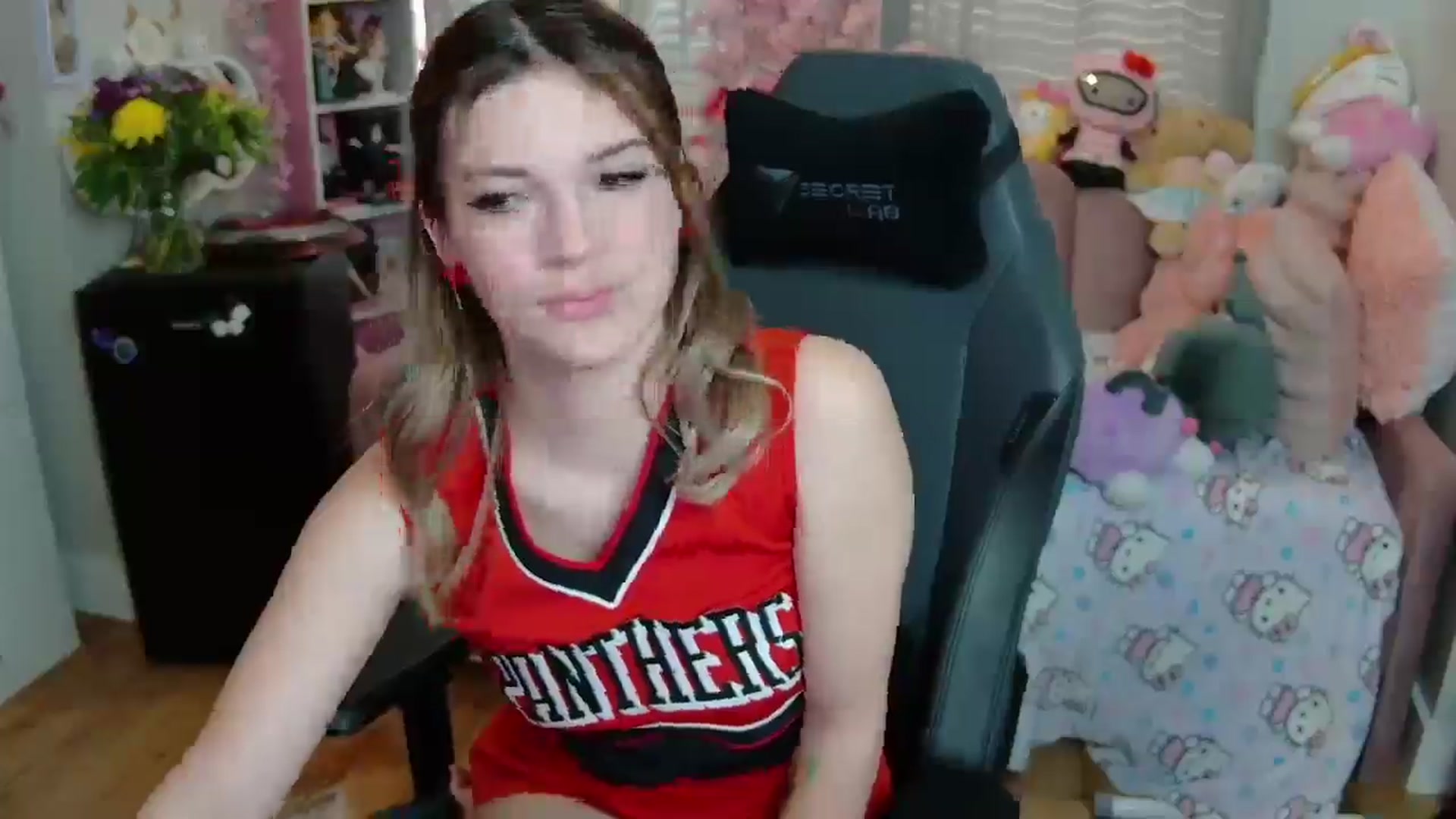 Gallery image thumbnail from Lil__Bunny's myfreecams stream on, 03/21/2025, 15:34 image 7 of 20