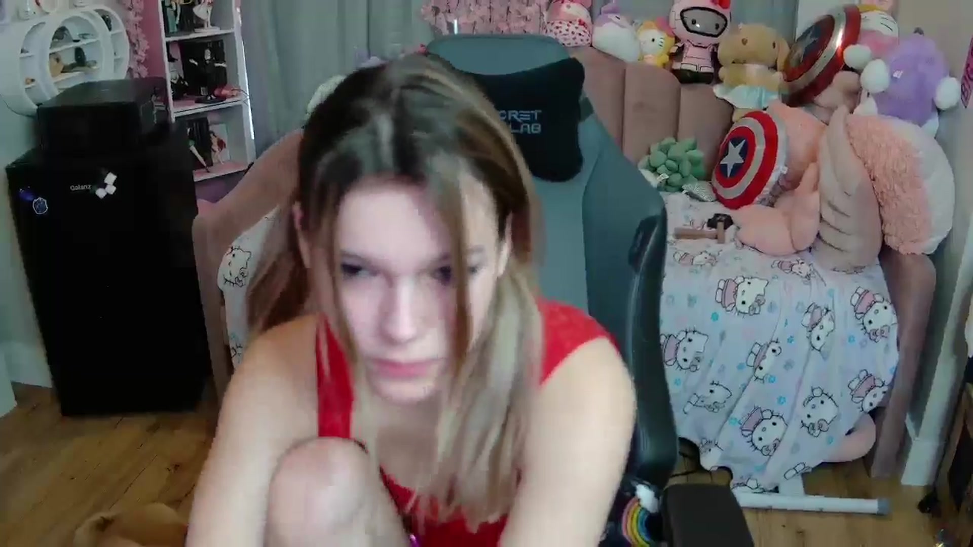 Gallery image thumbnail from Lil__Bunny's myfreecams stream on, 04/02/2025, 14:37 image 17 of 20