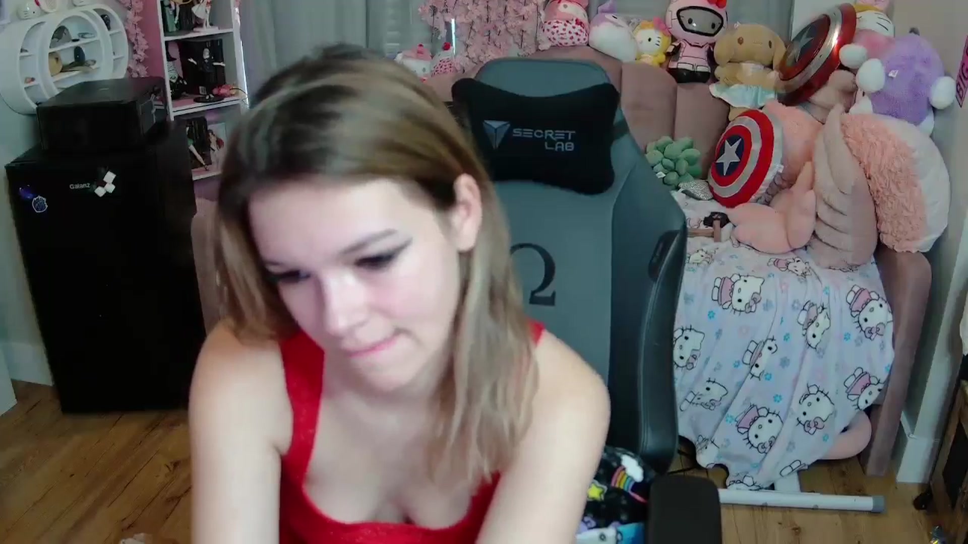 Gallery image thumbnail from Lil__Bunny's myfreecams stream on, 04/02/2025, 14:37 image 13 of 20