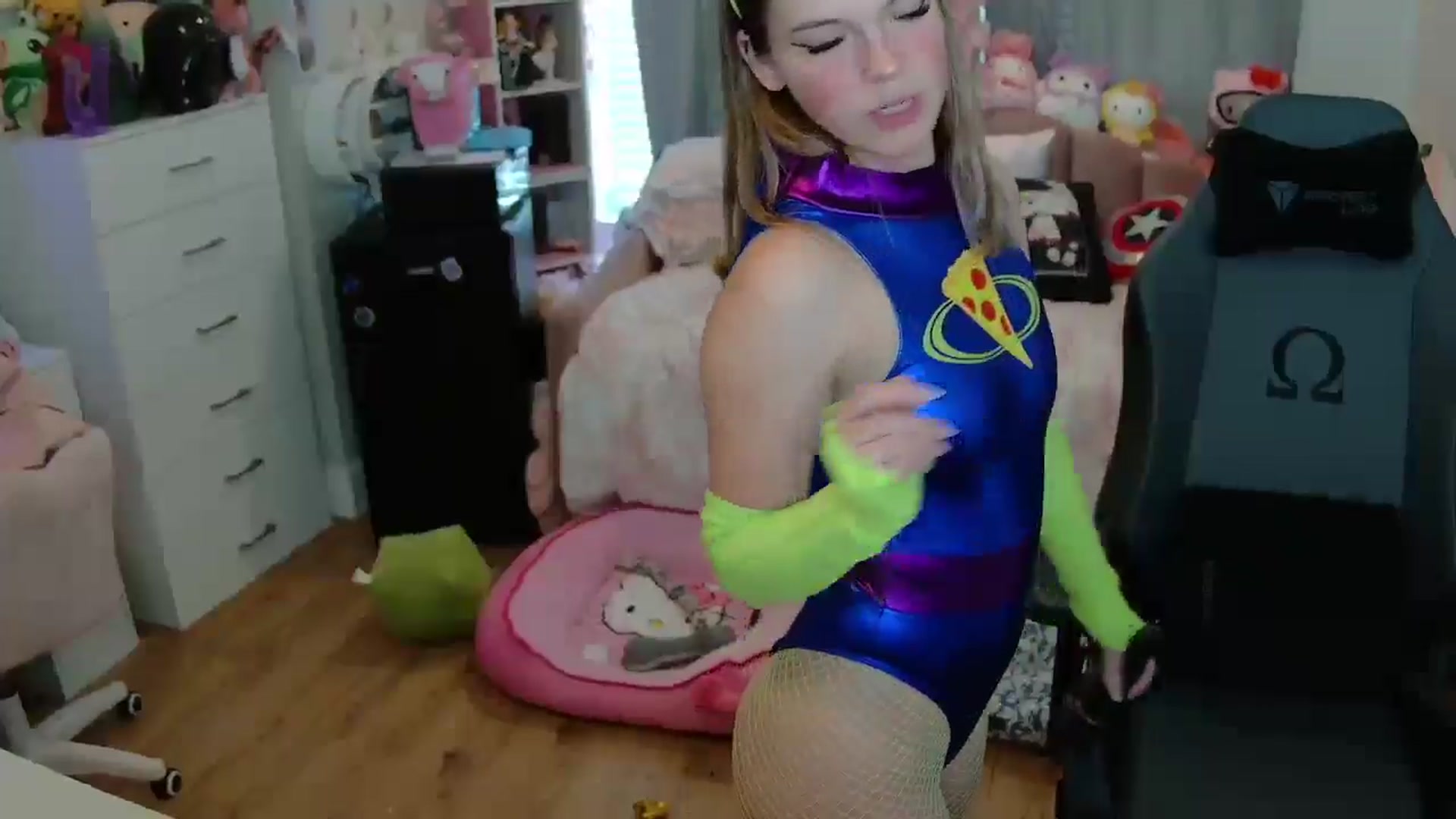 Gallery image thumbnail from Lil__Bunny's myfreecams stream on, 06/12/2025, 18:24 image 3 of 20