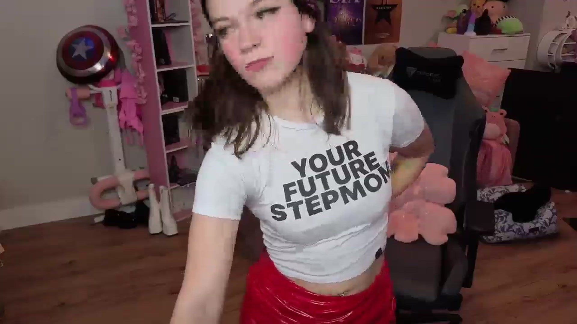 Gallery image thumbnail from Lil__Bunny's myfreecams stream on, 07/04/2025, 22:45 image 5 of 20