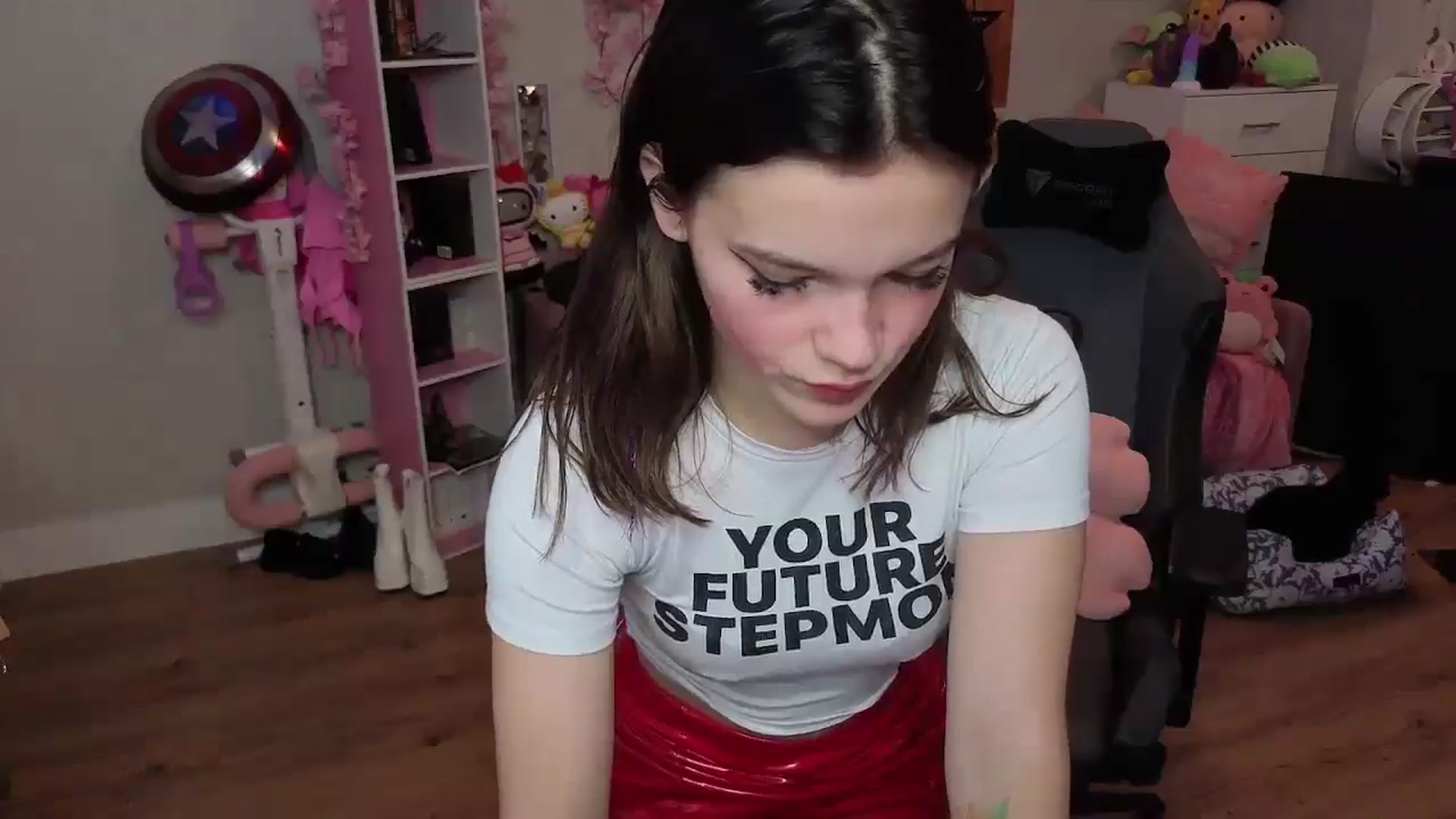Gallery image thumbnail from Lil__Bunny's myfreecams stream on, 07/04/2025, 22:45 image 3 of 20