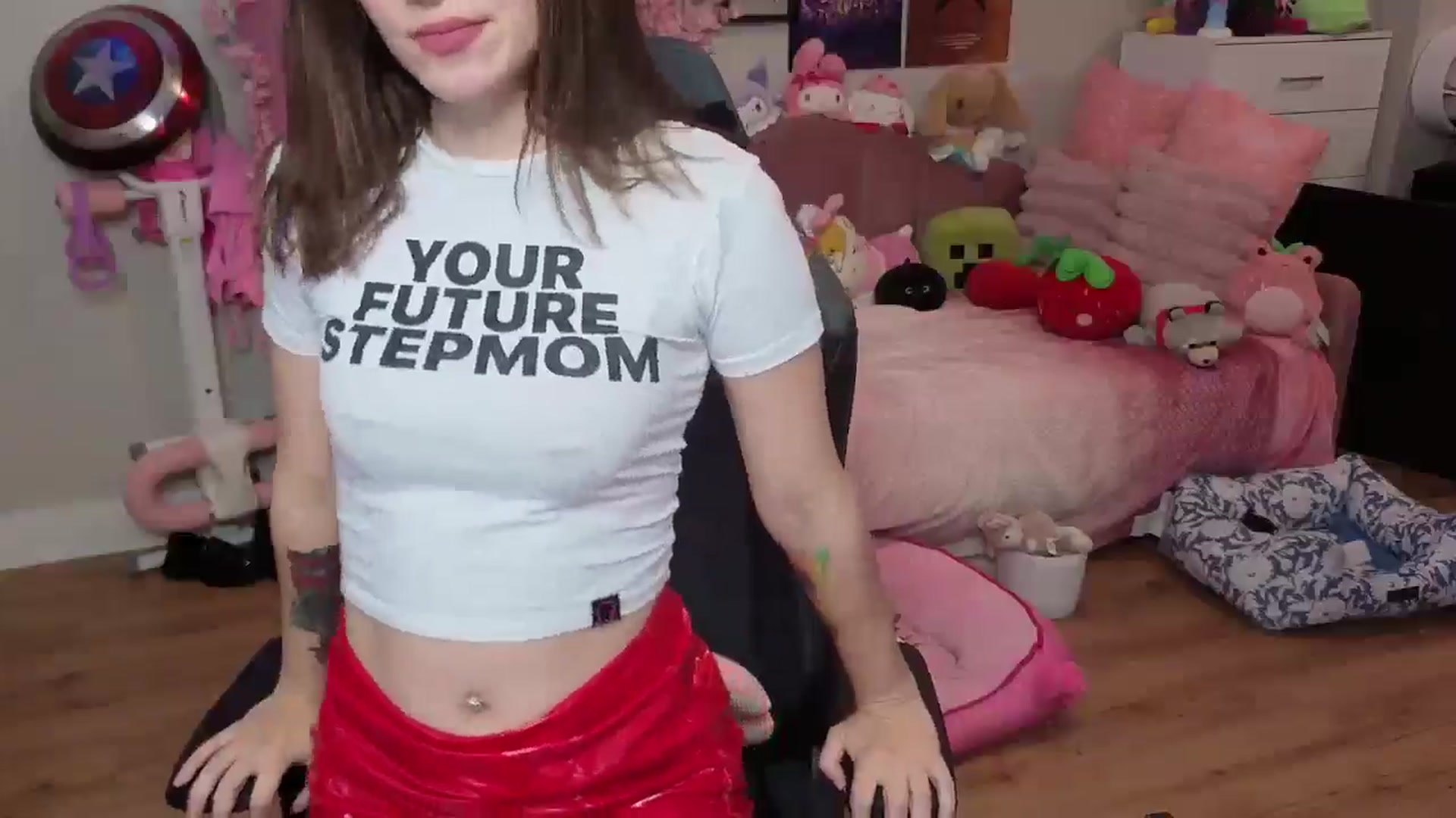 Gallery image thumbnail from Lil__Bunny's myfreecams stream on, 07/05/2025, 06:55 image 9 of 20