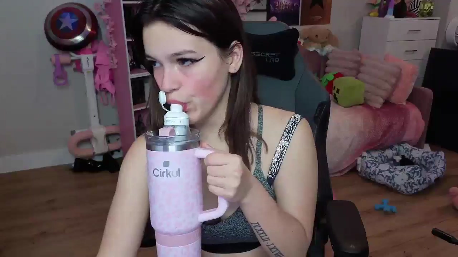 Gallery image thumbnail from Lil__Bunny's myfreecams stream on, 07/07/2025, 13:16 image 8 of 20